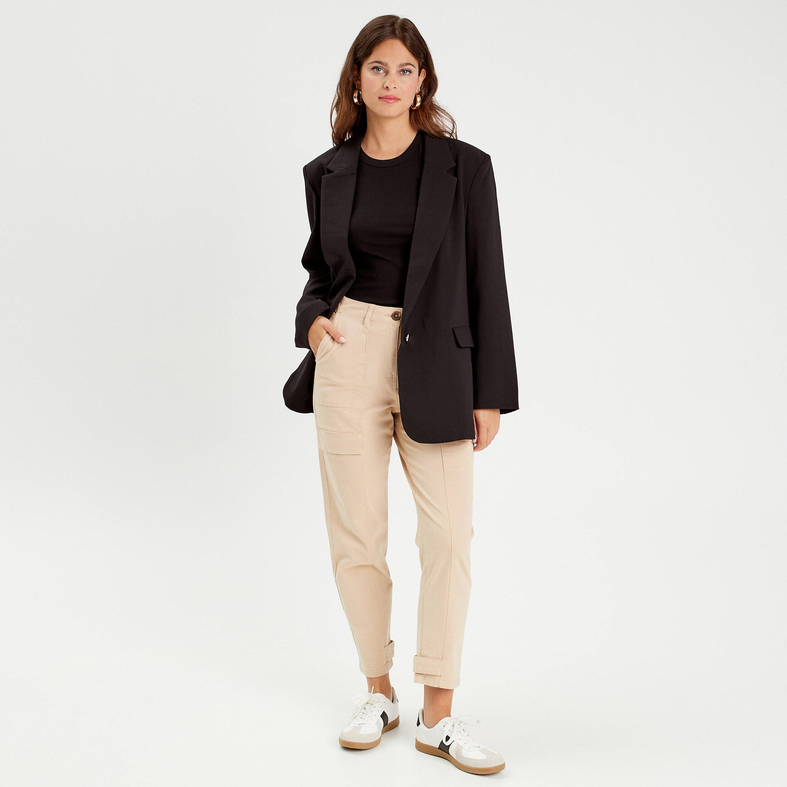 pantalon cargo bas resserre sable femme Pantalon cargo bas resserré sable femme