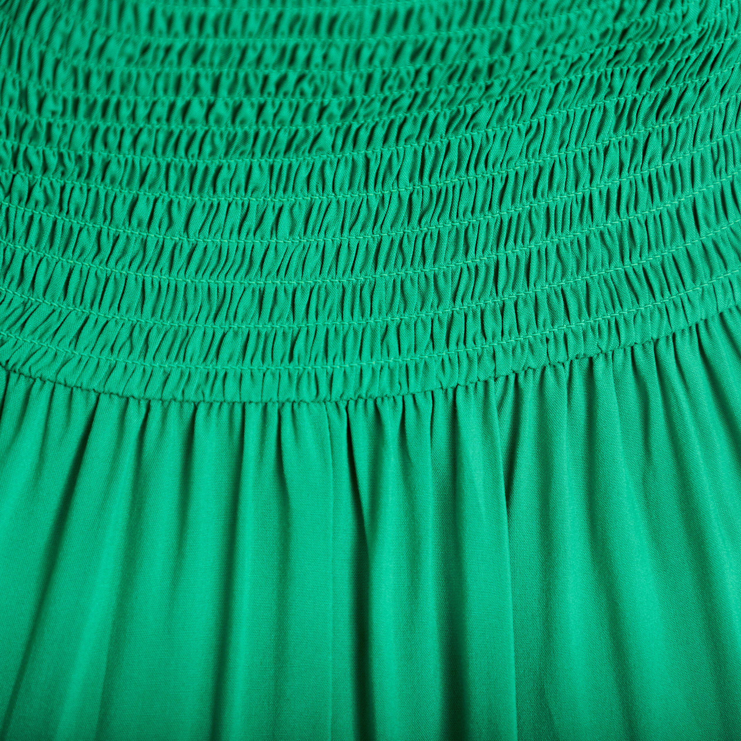 Robe longue &eacute;vas&eacute;e vert femme