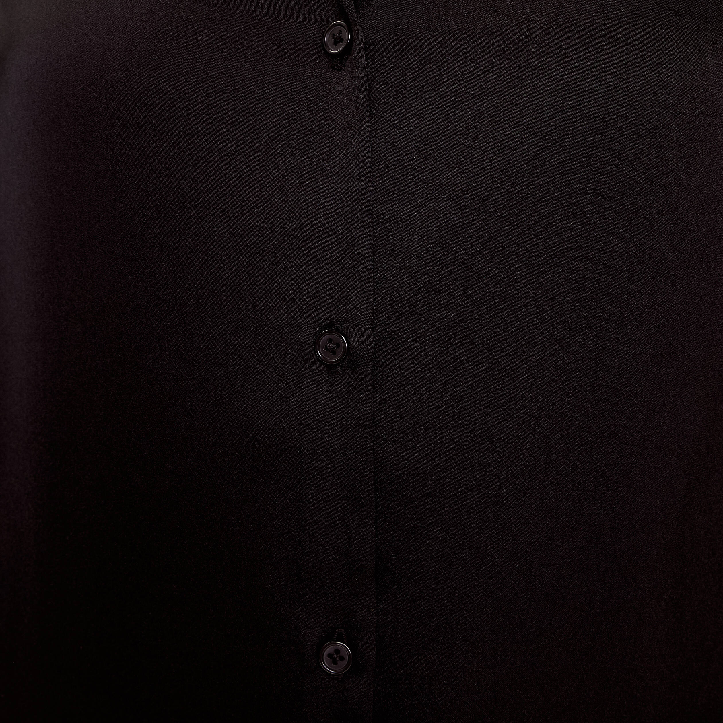 Chemise satin&eacute;e noir femme