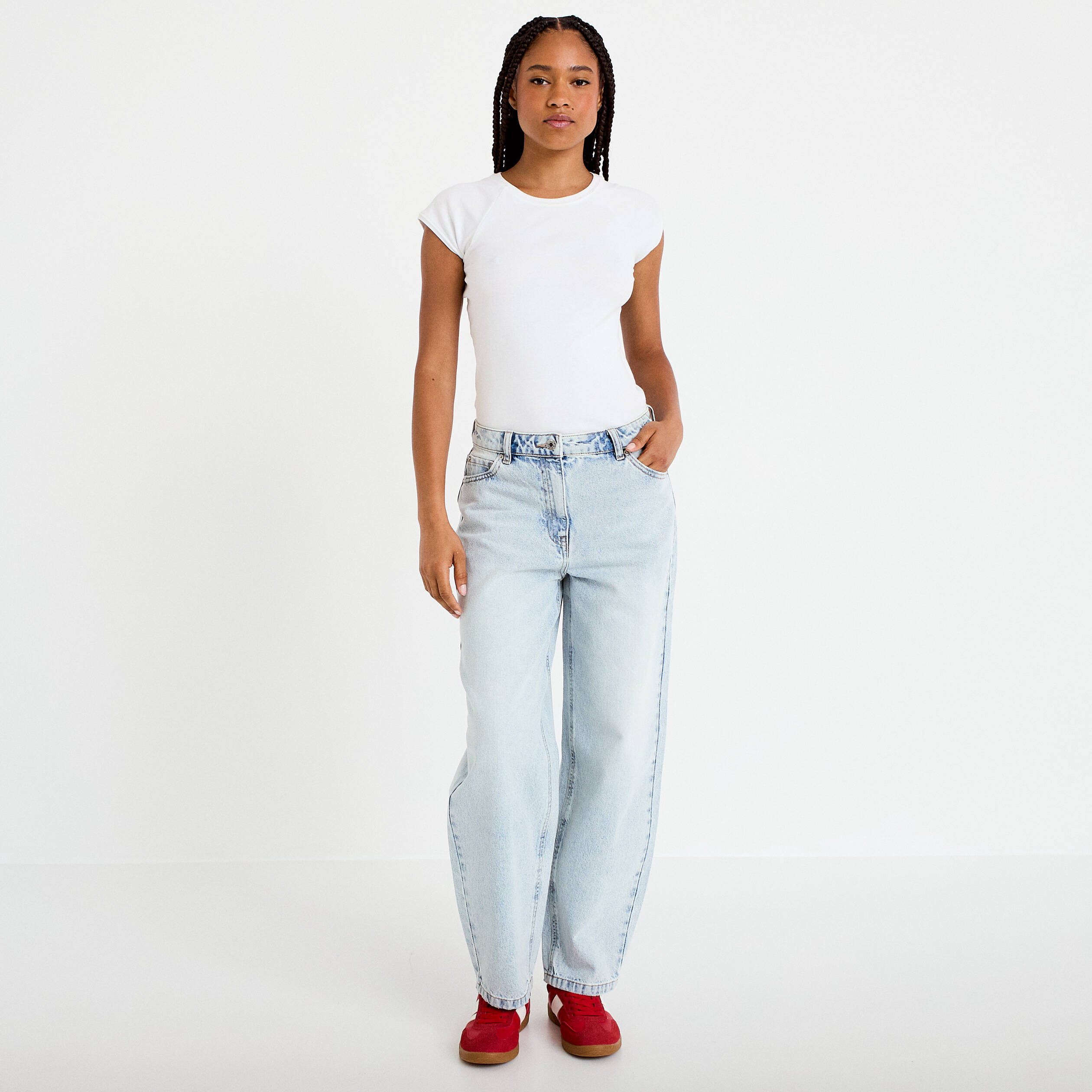 Jean barrel cropped taille standard denim bleach femme