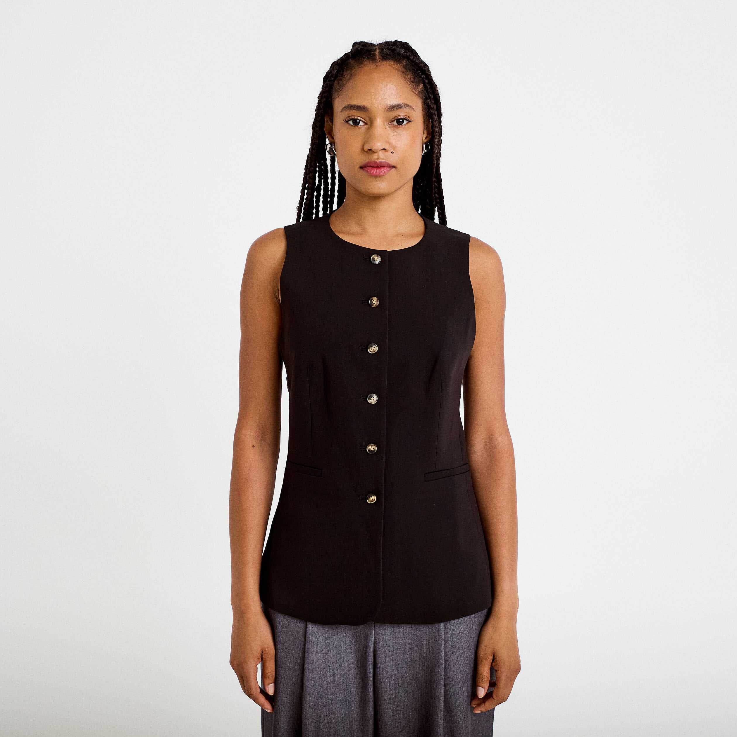Gilet ajust&eacute; sans manches col rond noir femme