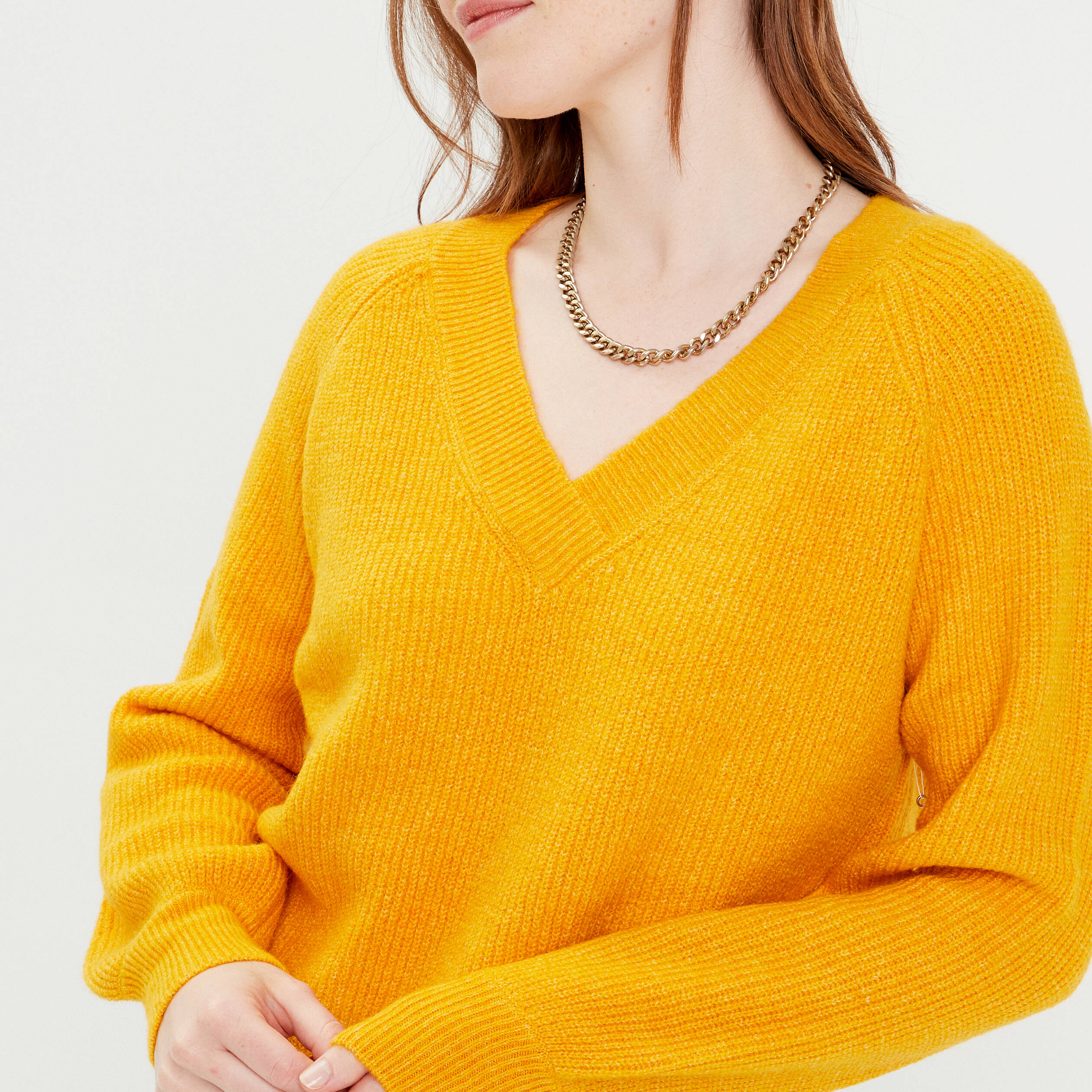 Pull jaune col v online