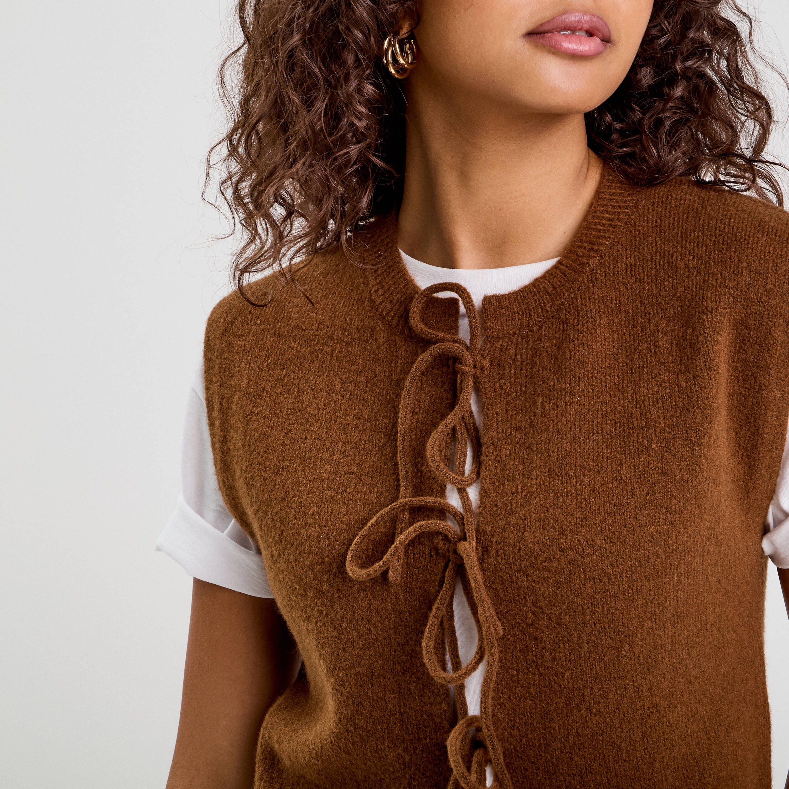Gilet sans manches noué marron femme