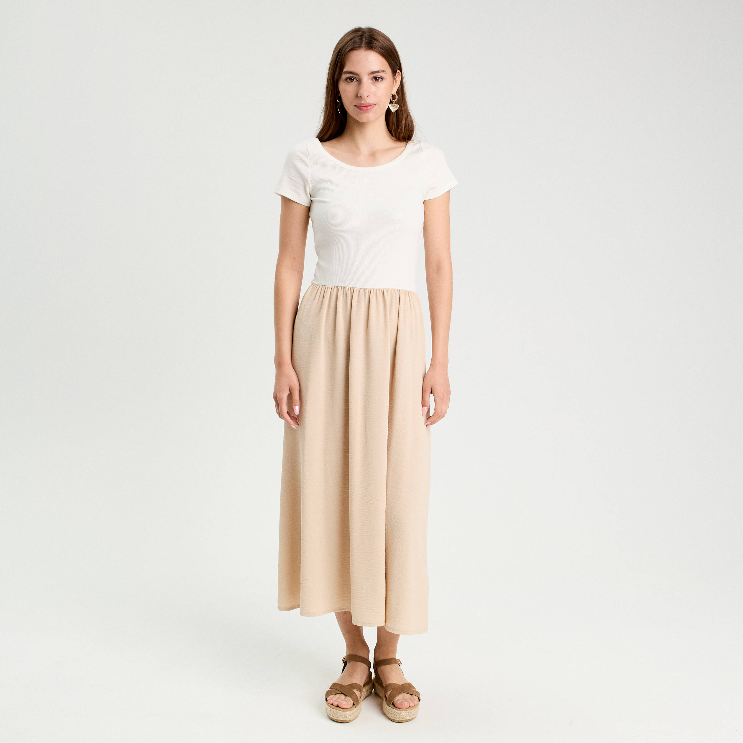 robe longue evasee 2 en 1 beige femme Robe longue évasée 2-en-1 beige femme