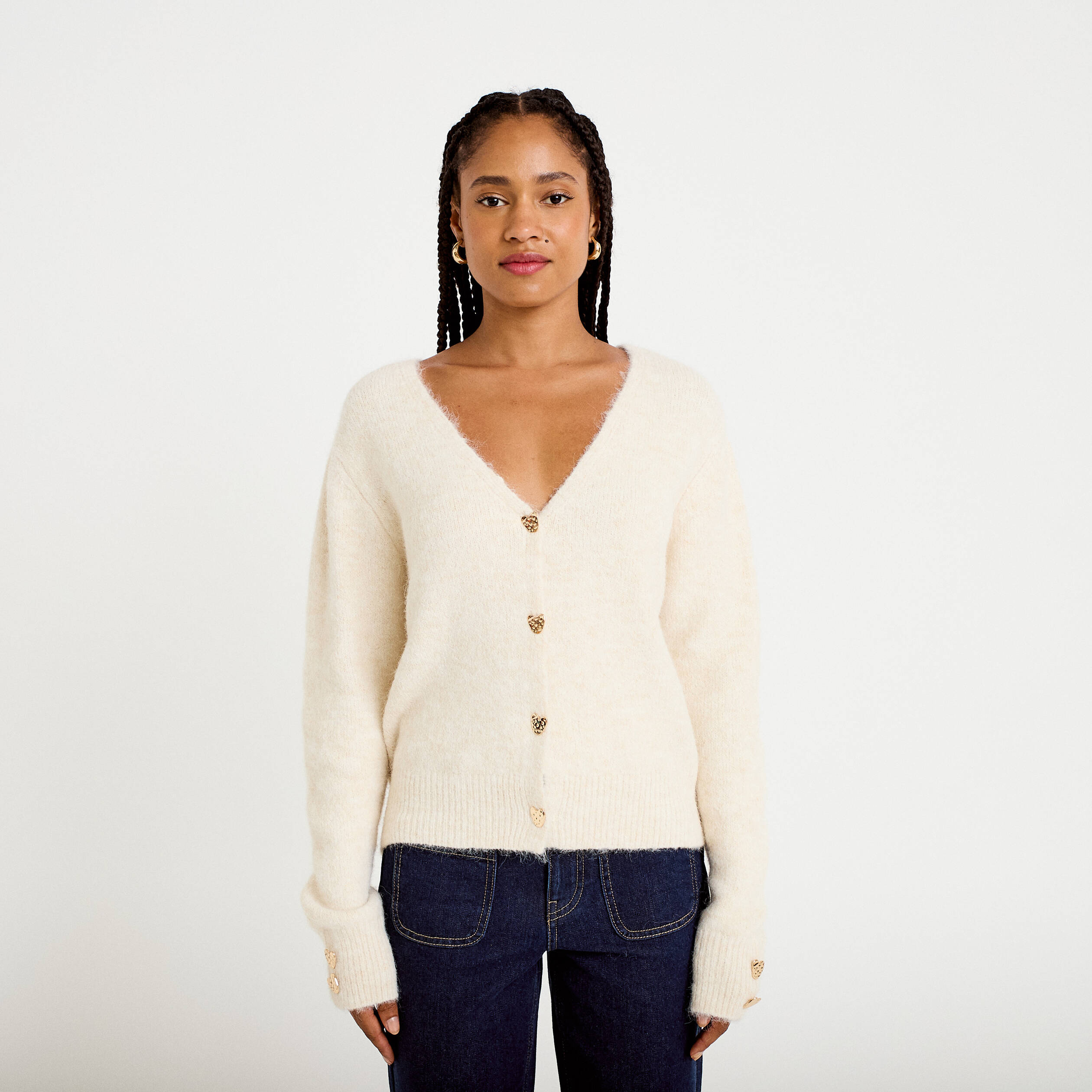Gilet court avec boutons coeur sable femme