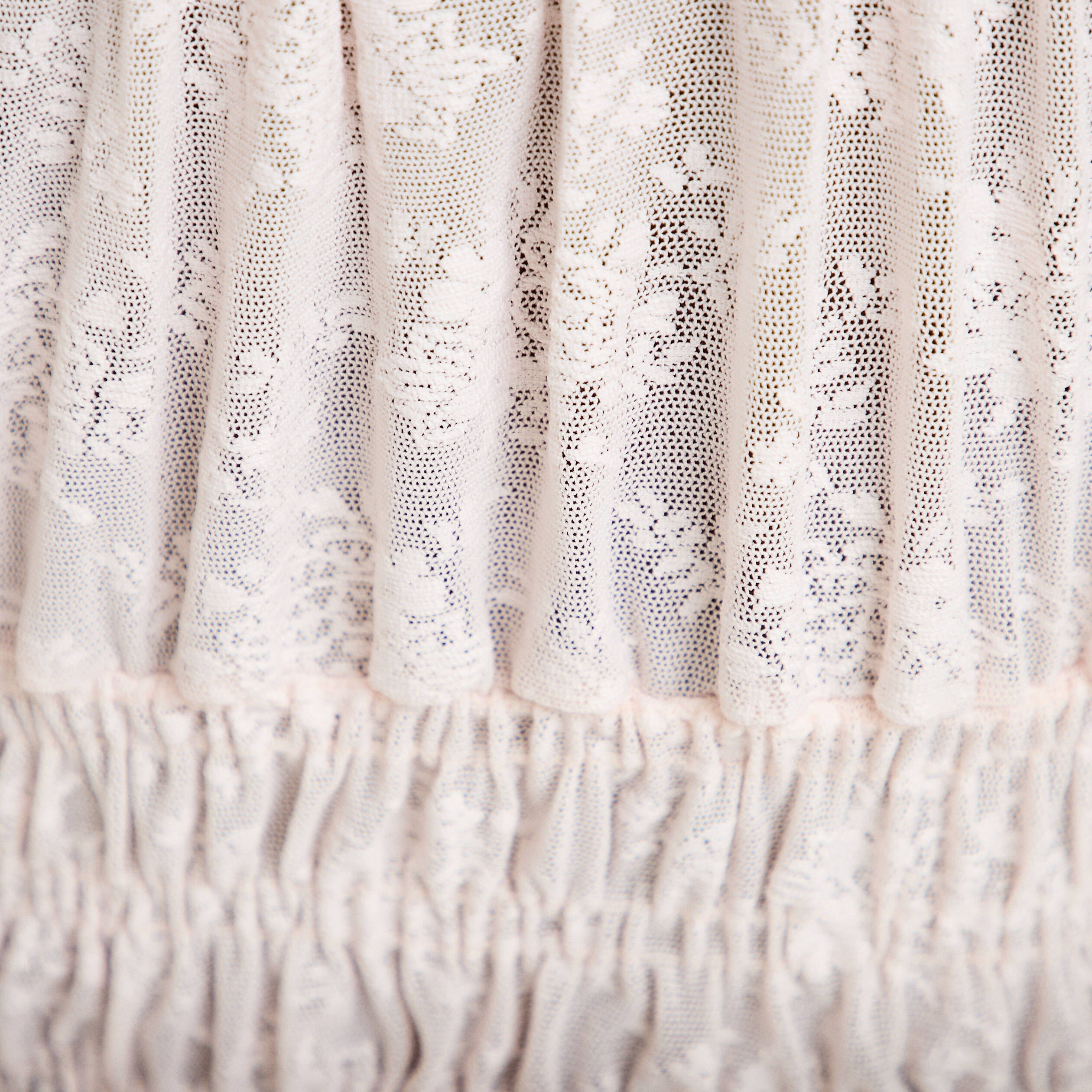Blouse cintr&eacute;e col carr&eacute; dentelle rose clair femme