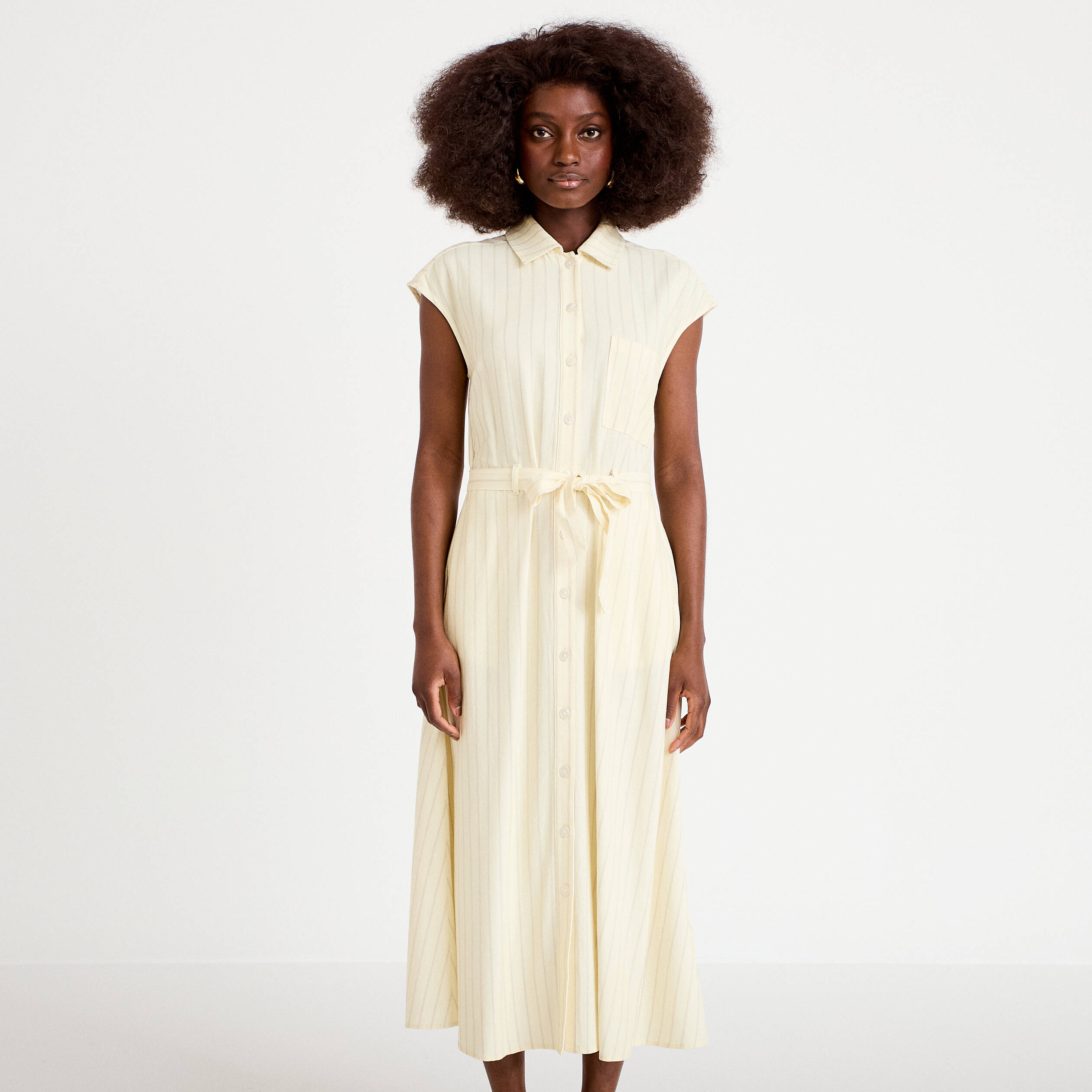 Robe midi &eacute;vas&eacute;e manches tr&egrave;s courtes jaune pastel femme