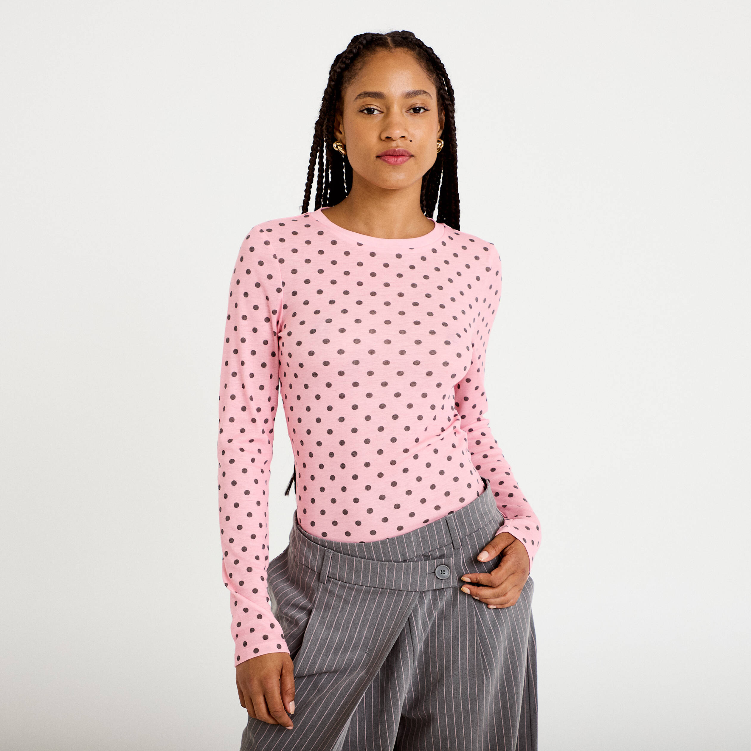 T-shirt ajust&eacute; col rond manches longues rose corail femme