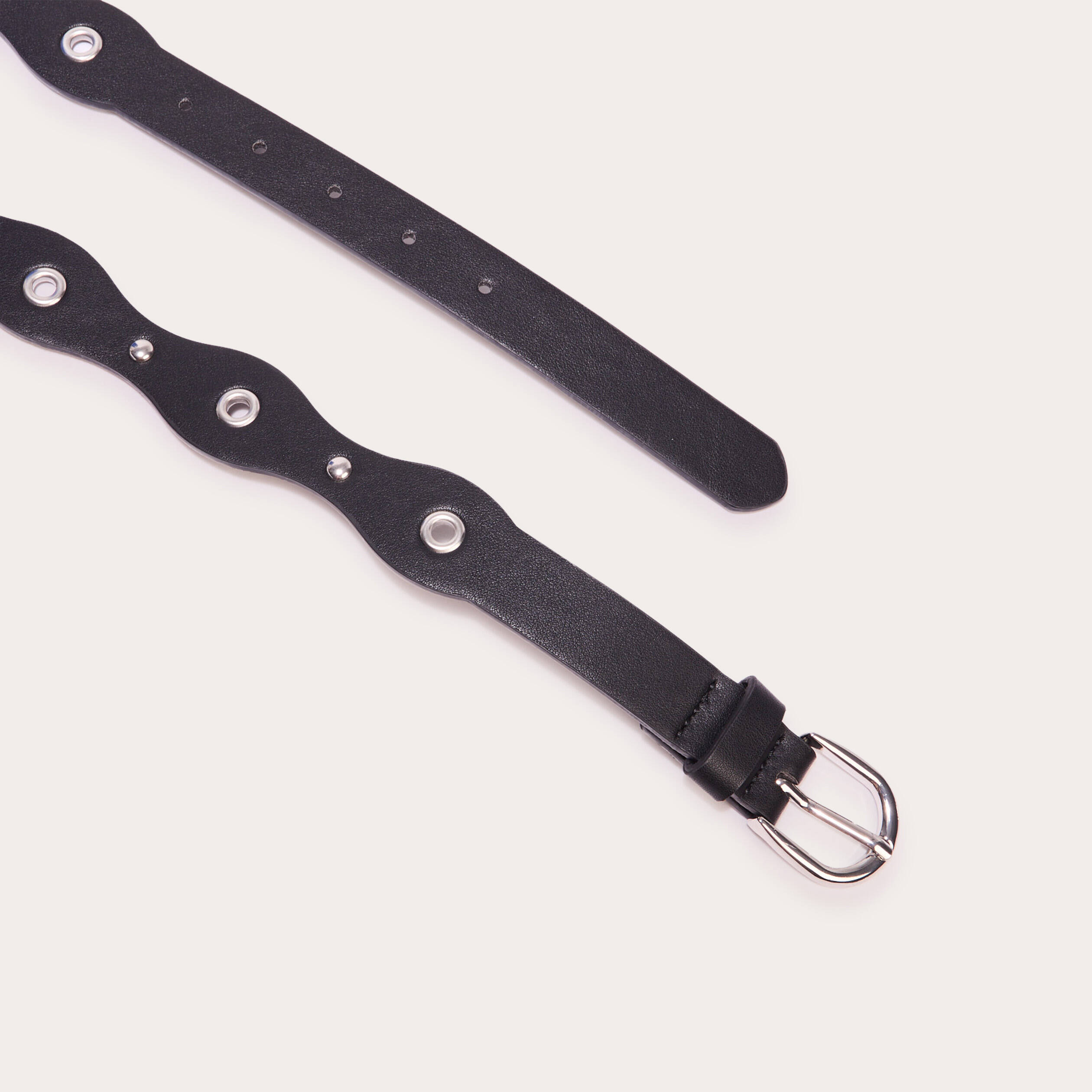 Ceinture oeillets et clous noir femme