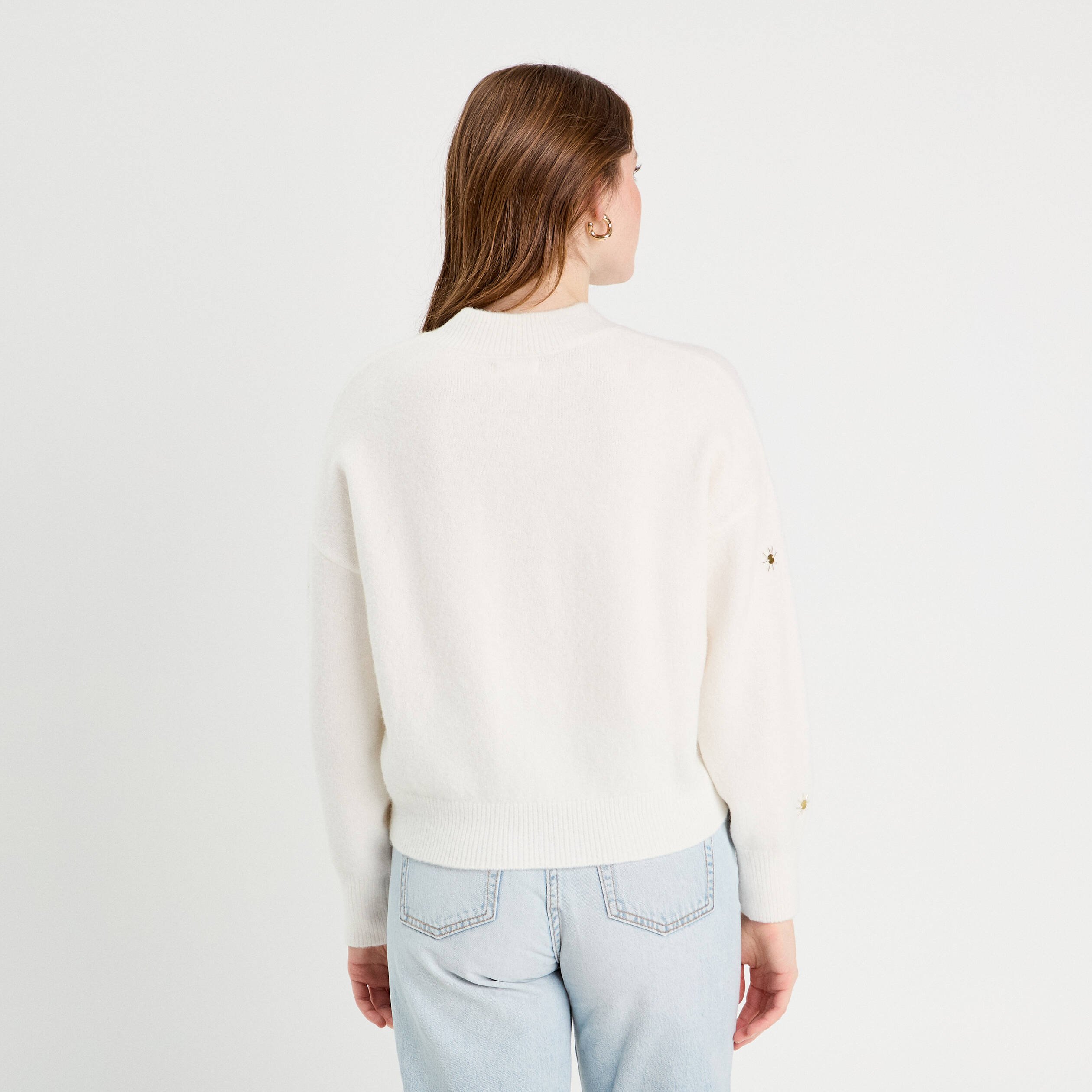 pull avec details bijoux ecru femme Pull avec détails bijoux ecru femme