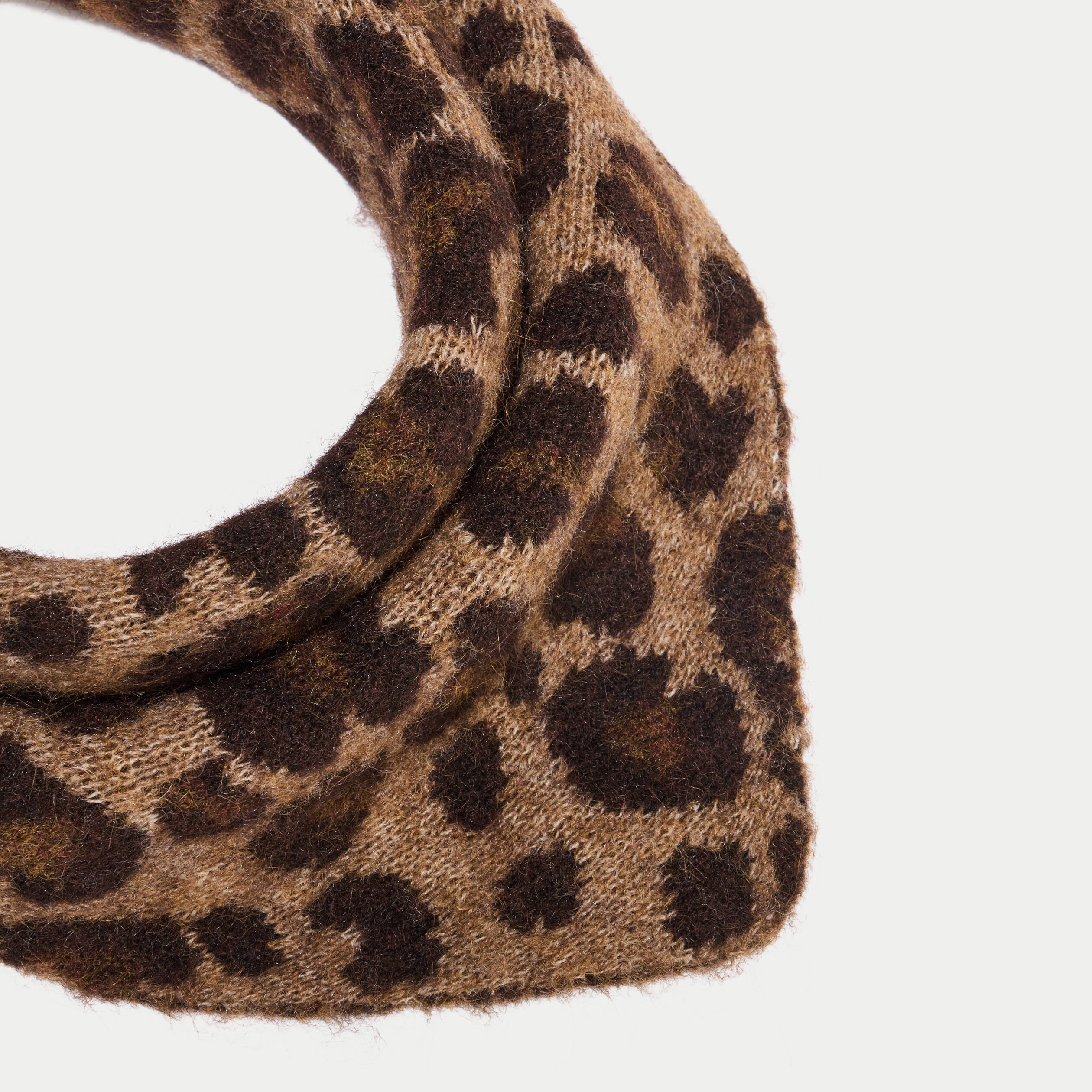 Foulard marron fonc&eacute; femme