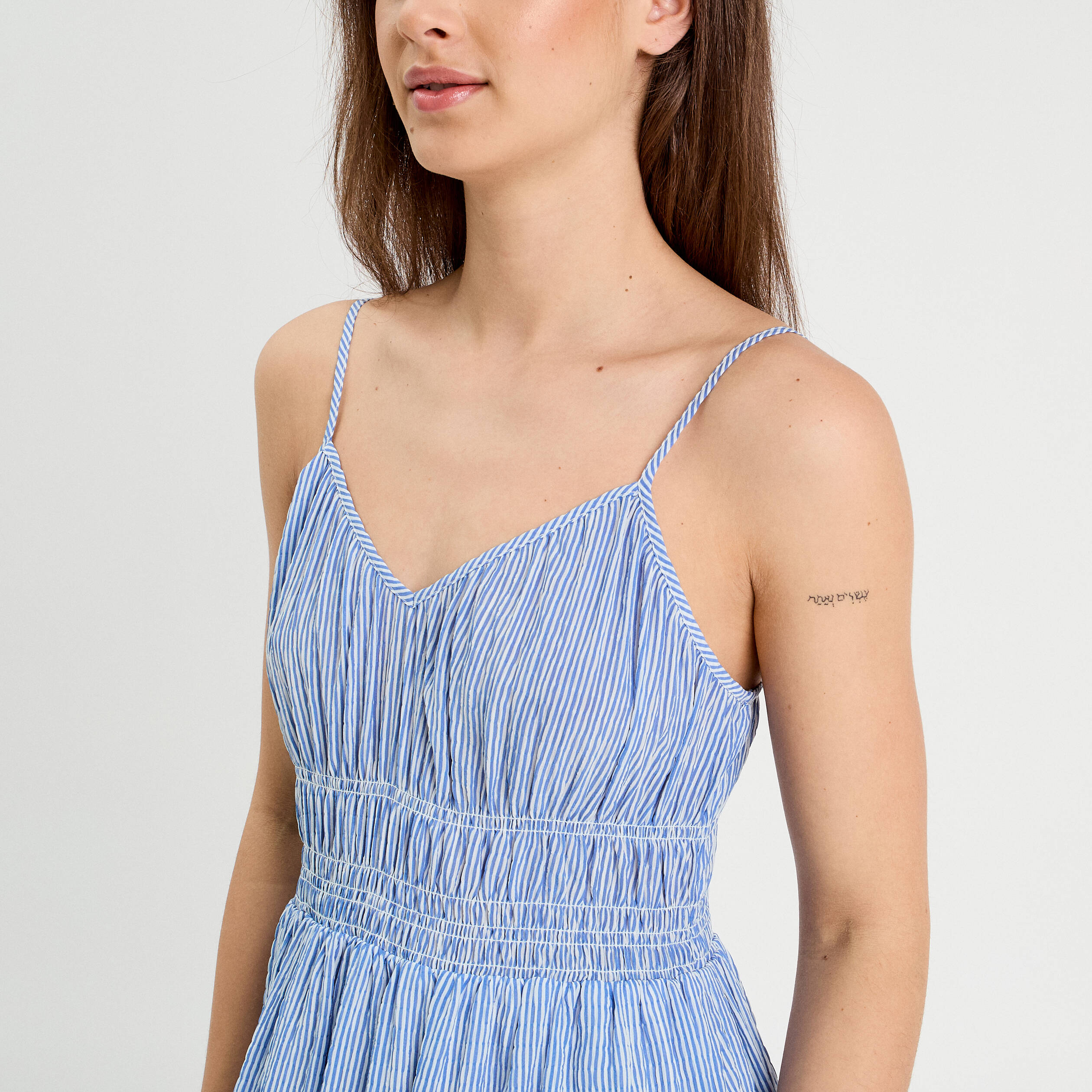 Robe midi &eacute;vas&eacute;e bretelles bleu clair femme