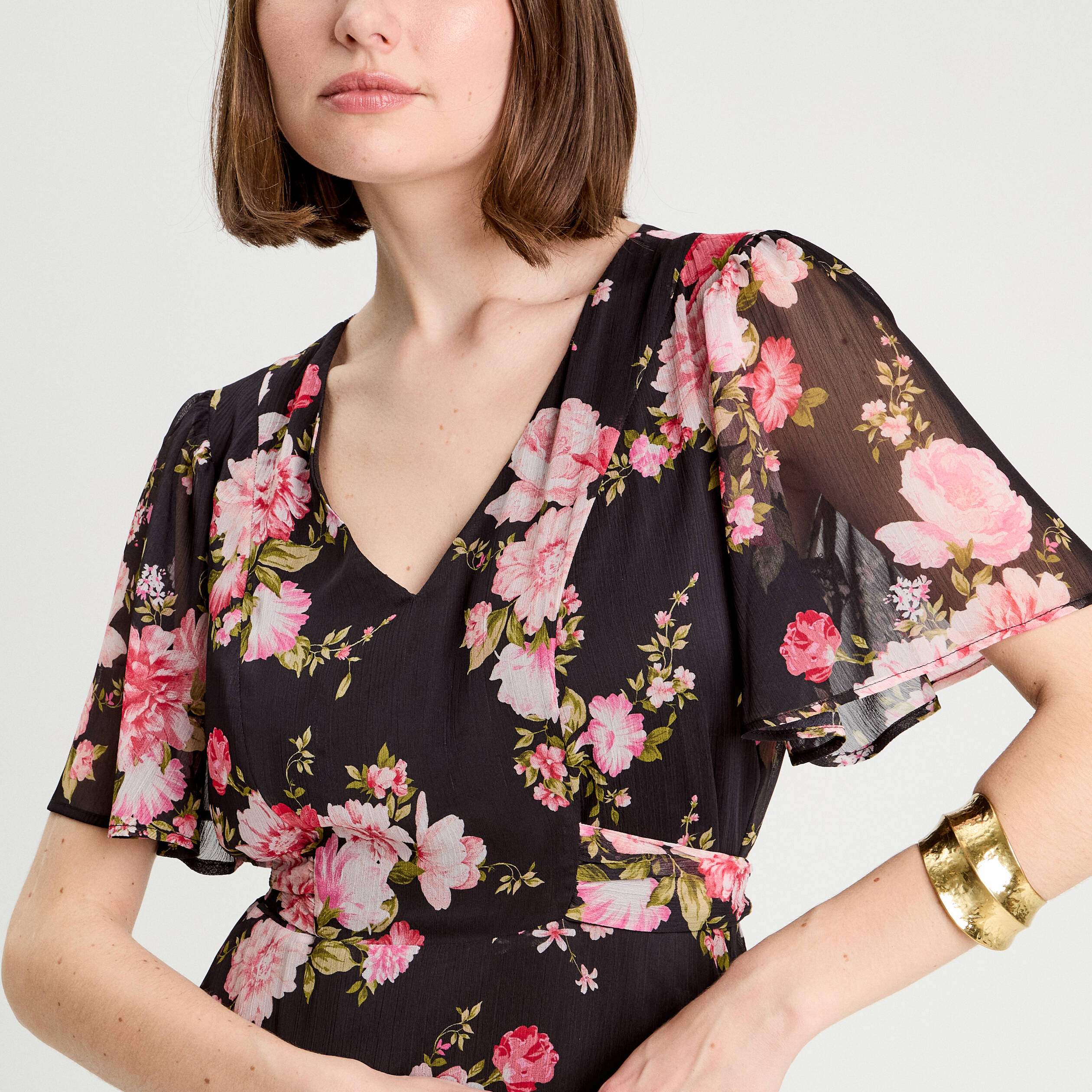 robe midi evasee col en v noir femme Robe midi évasée col en V noir femme