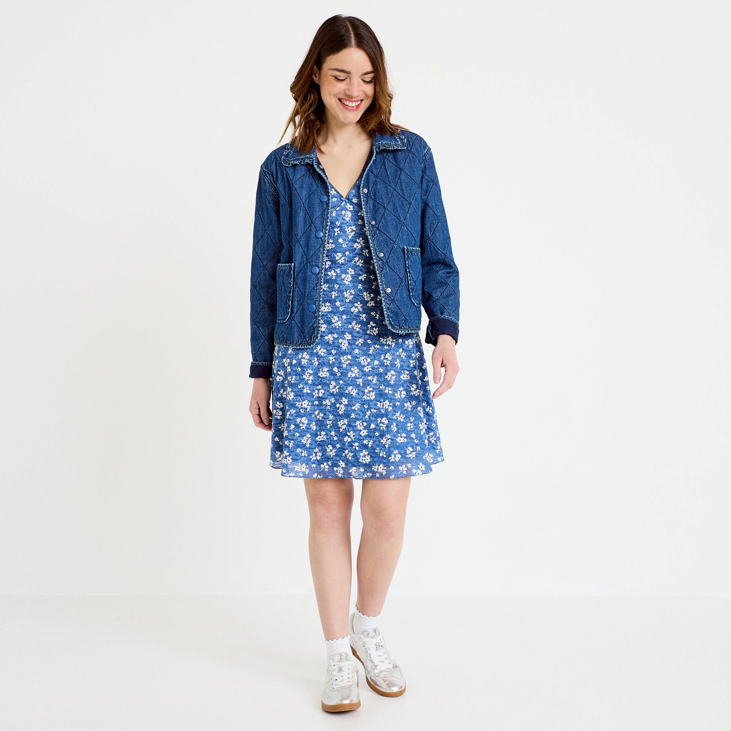 Robe ajust&eacute;e courte d&eacute;collet&eacute; dentelle bleu femme