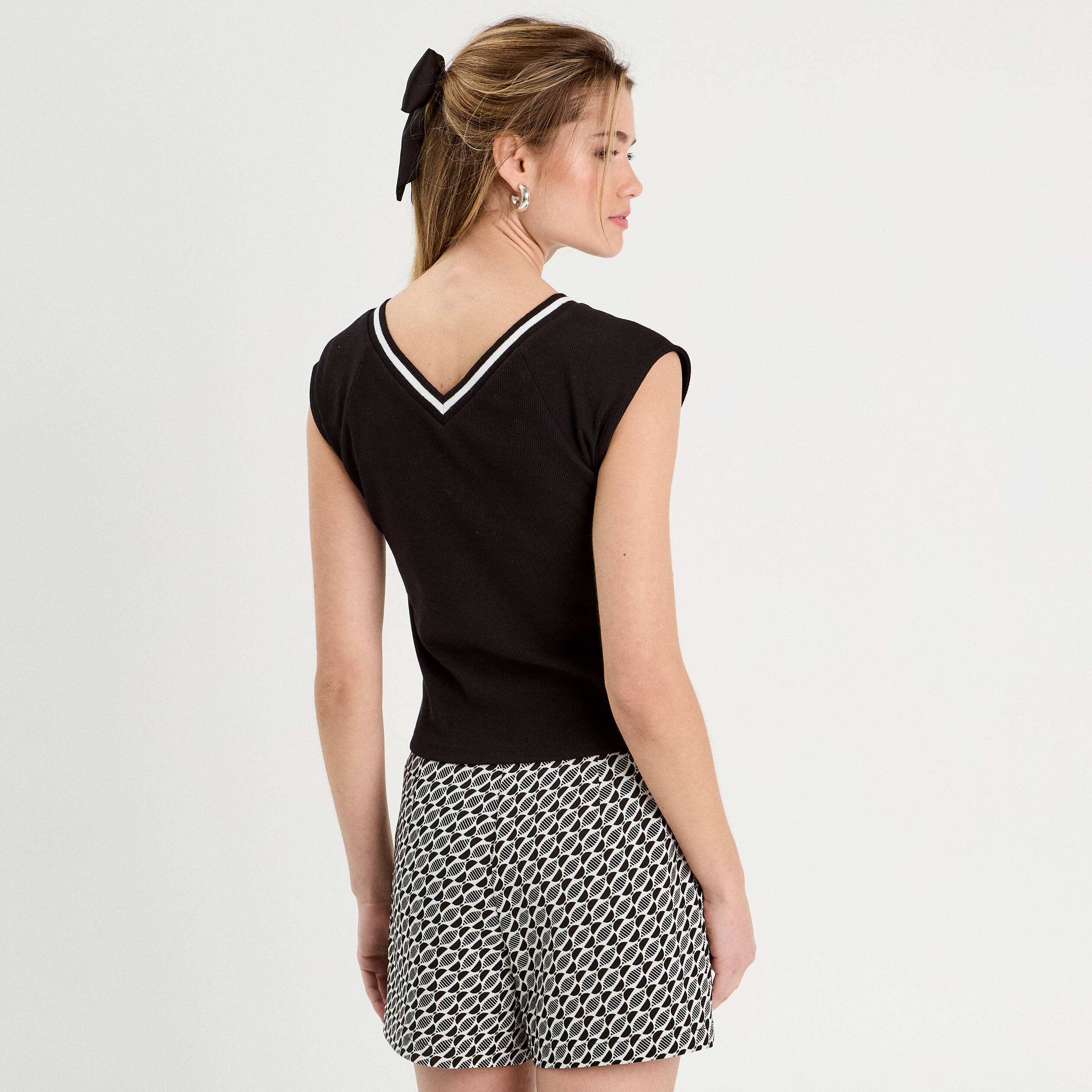 T-shirt manches courtes noir femme