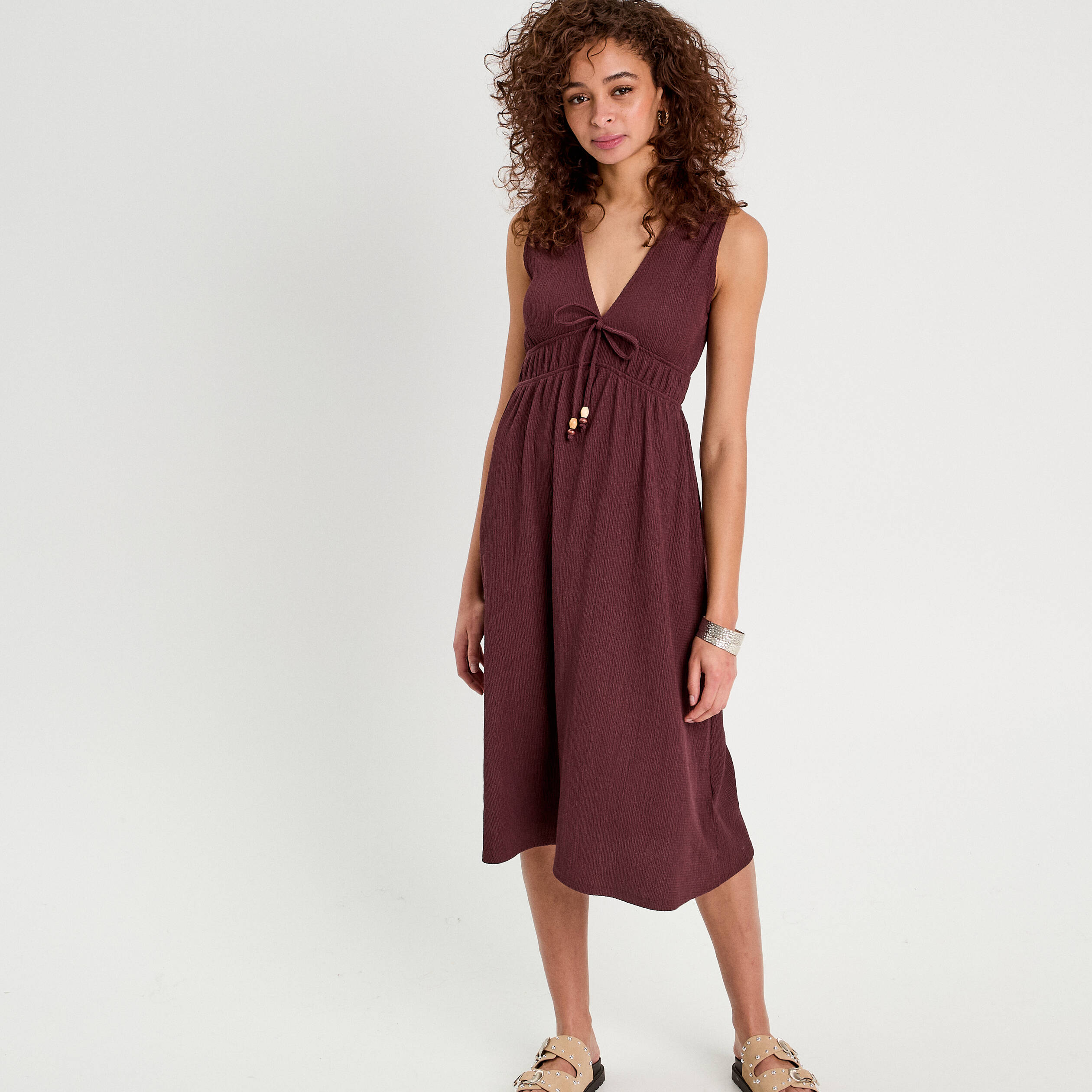 Robe midi &eacute;vas&eacute;e sans manches prune femme