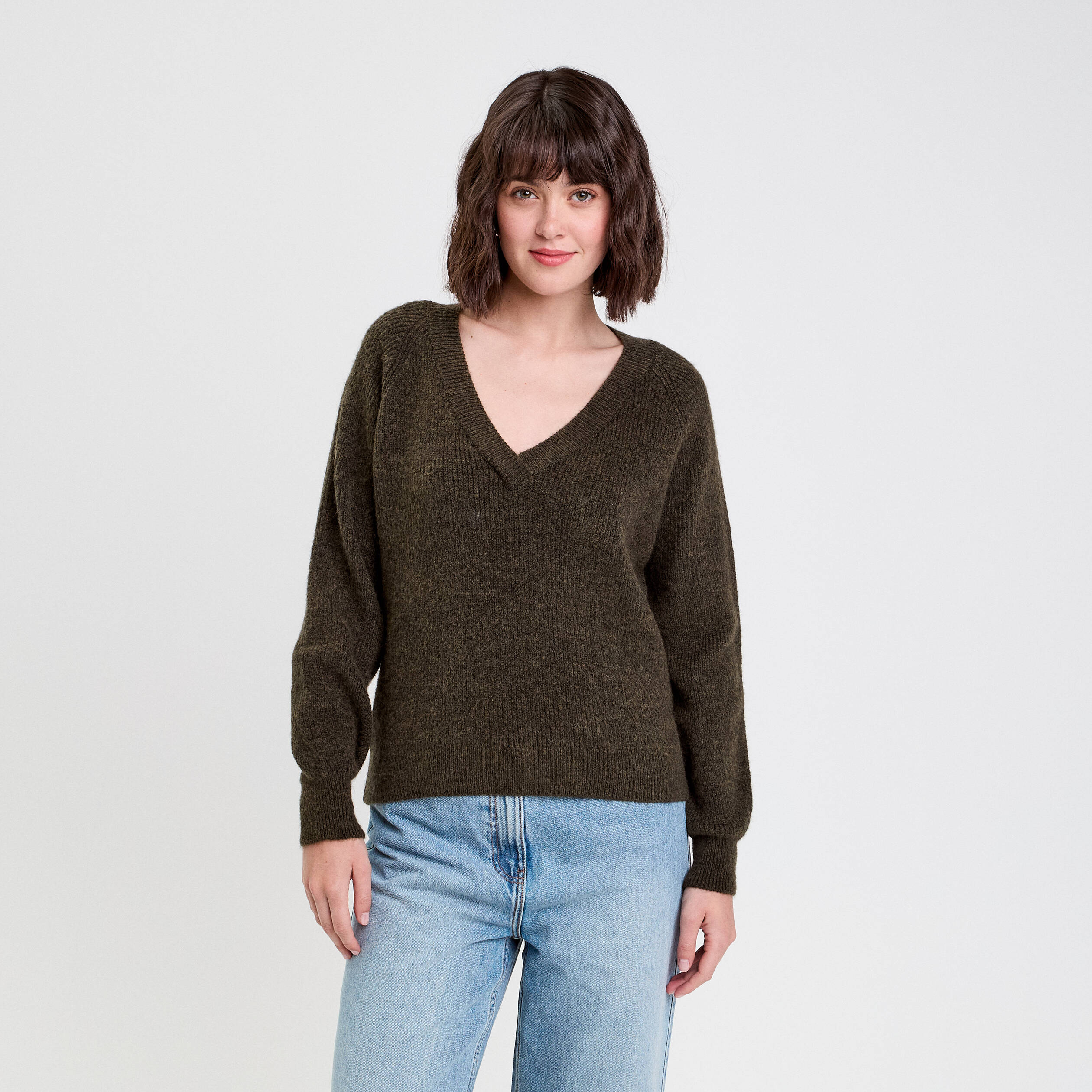 Pull avec col en V vert kaki femme