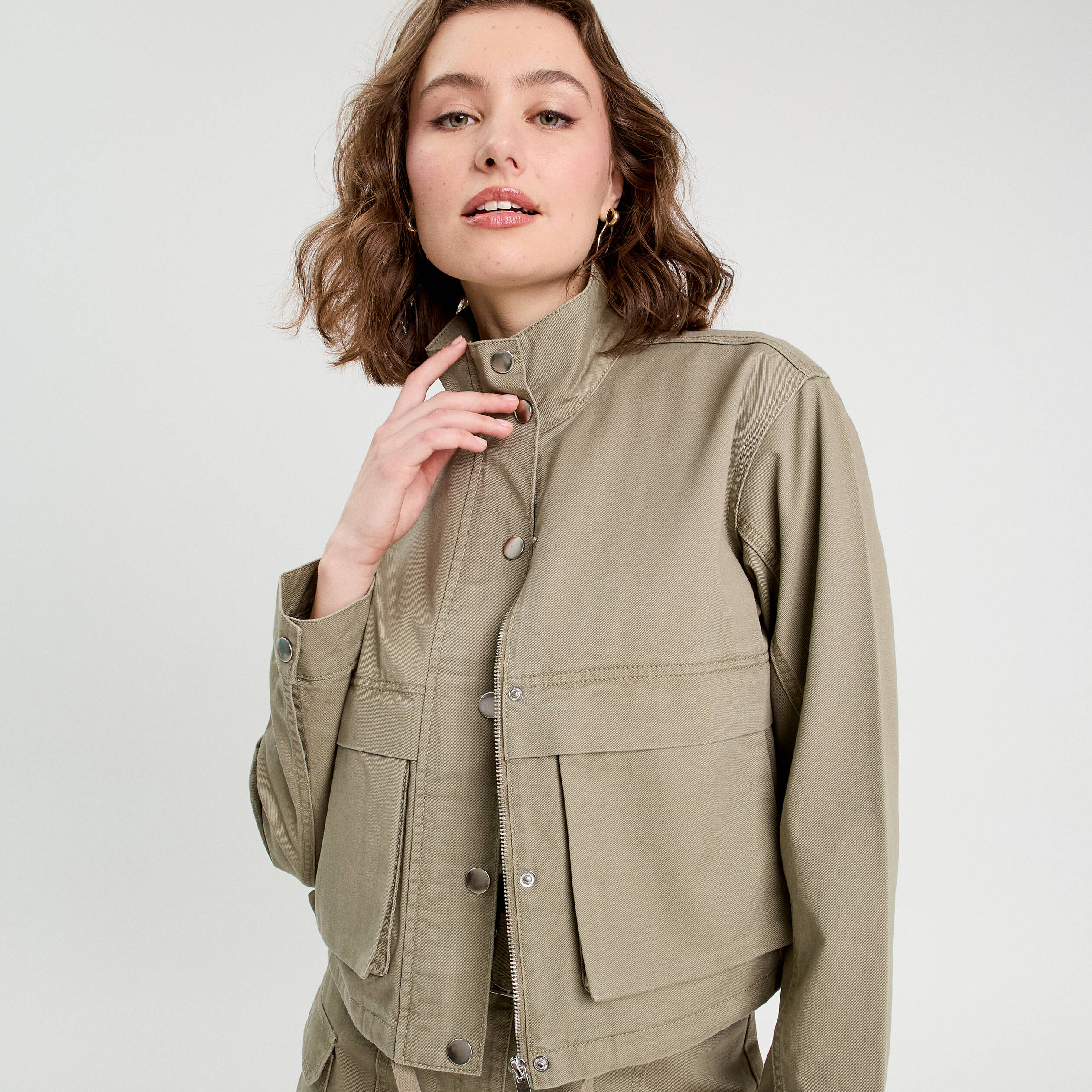Veste droite col montant vert kaki femme