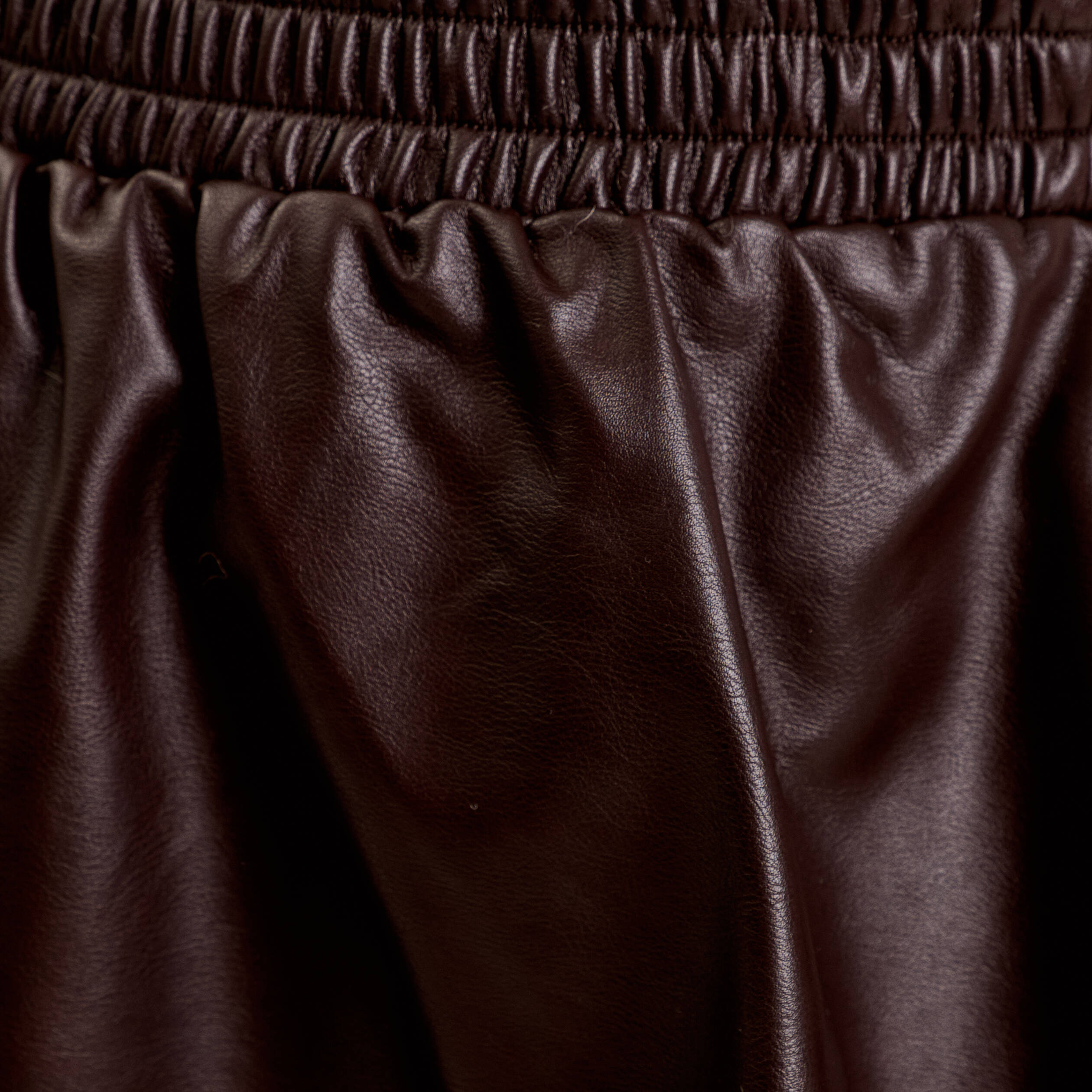 Jupe patineuse en similicuir marron fonc&eacute; femme