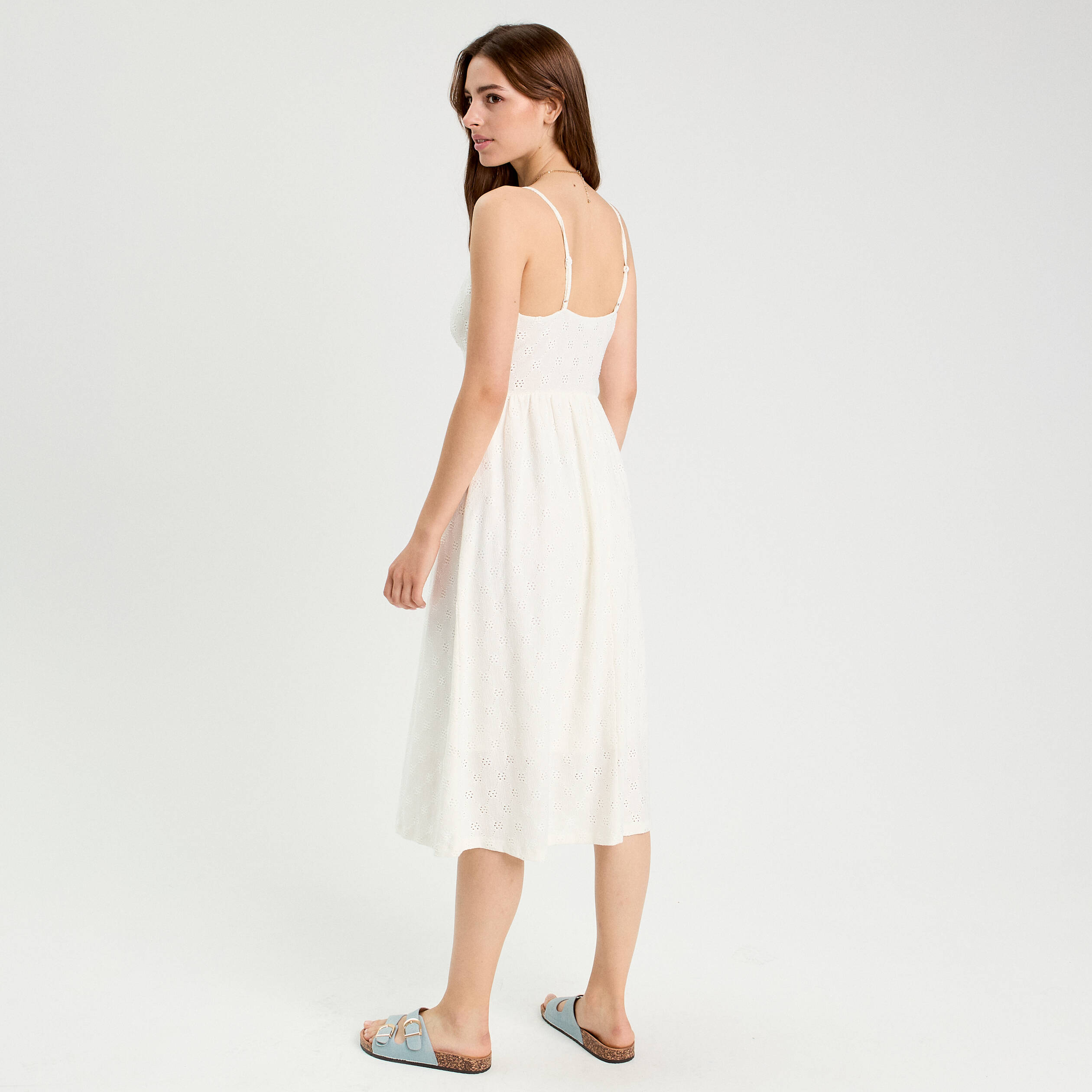 robe longue evasee ajouree ecru femme Robe longue évasée ajourée ecru femme