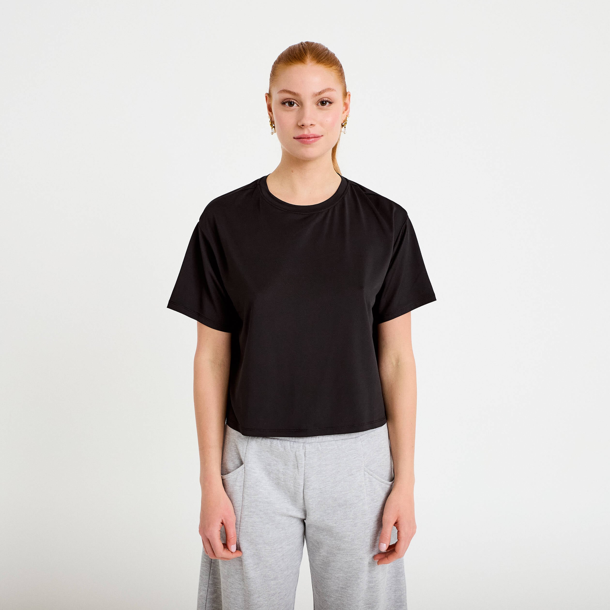 T-shirt col rond manches courtes noir femme