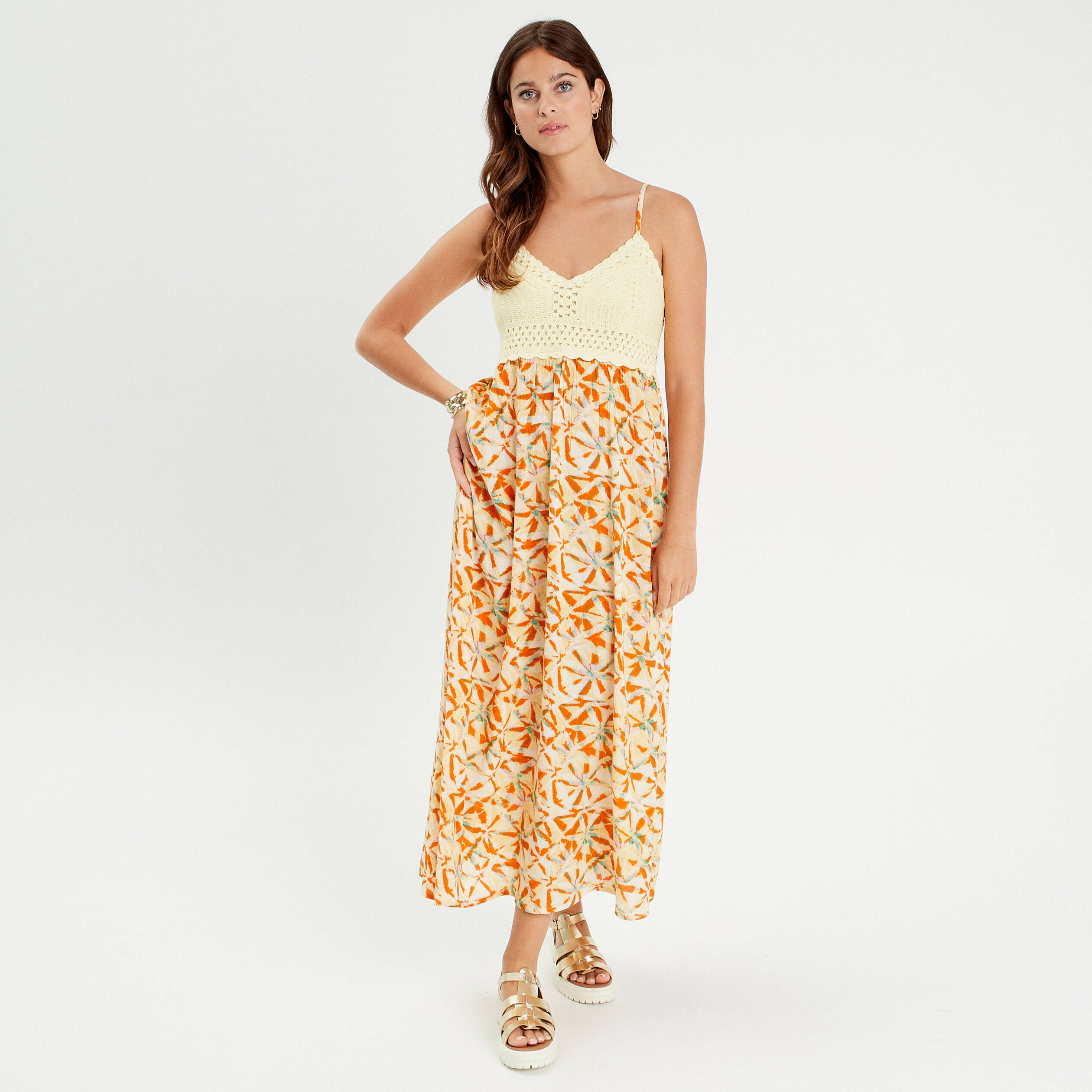 robe longue evasee crochet blanc femme Robe longue évasée crochet blanc femme
