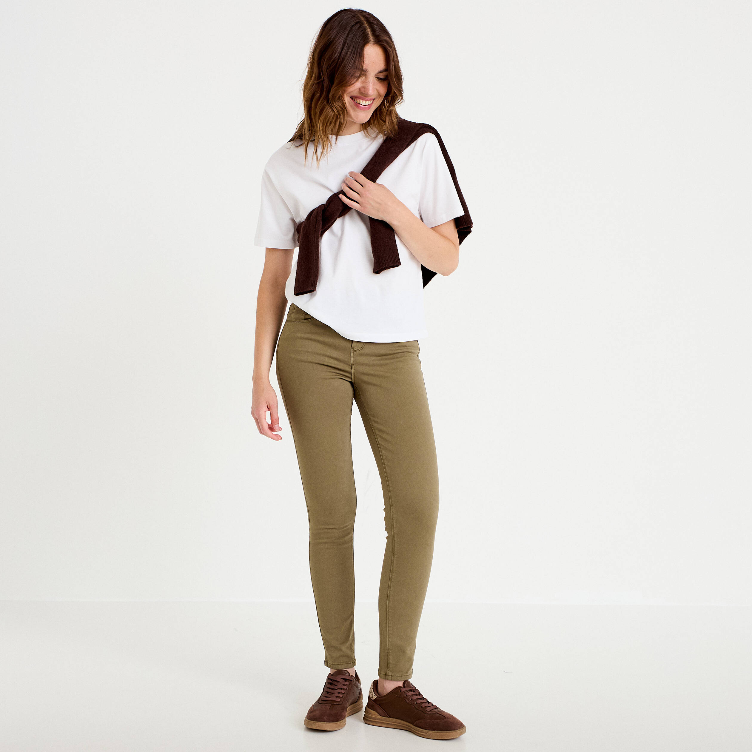 Jeans slim 5 poches vert kaki femme
