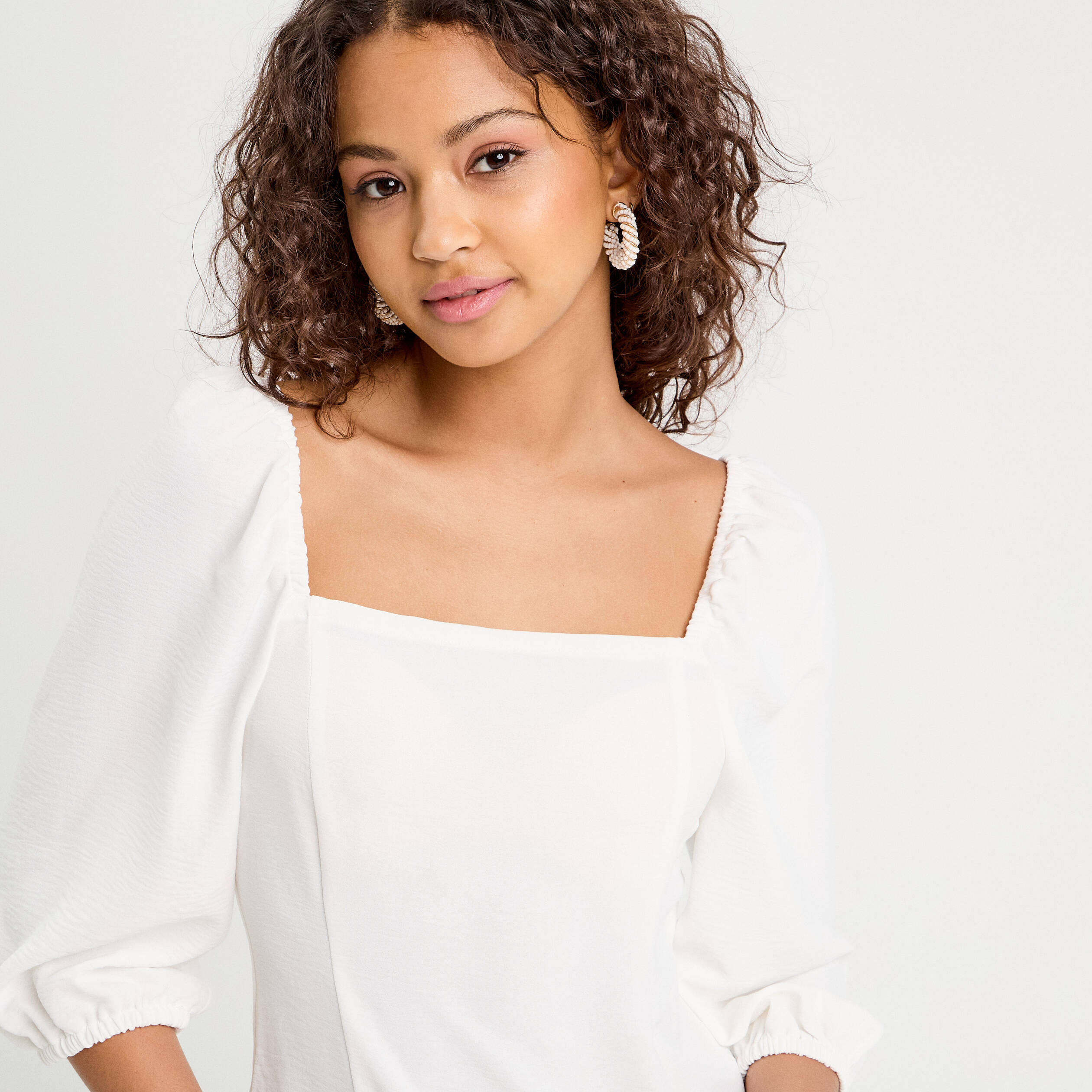 Blouse encolure carr&eacute;e ecru femme