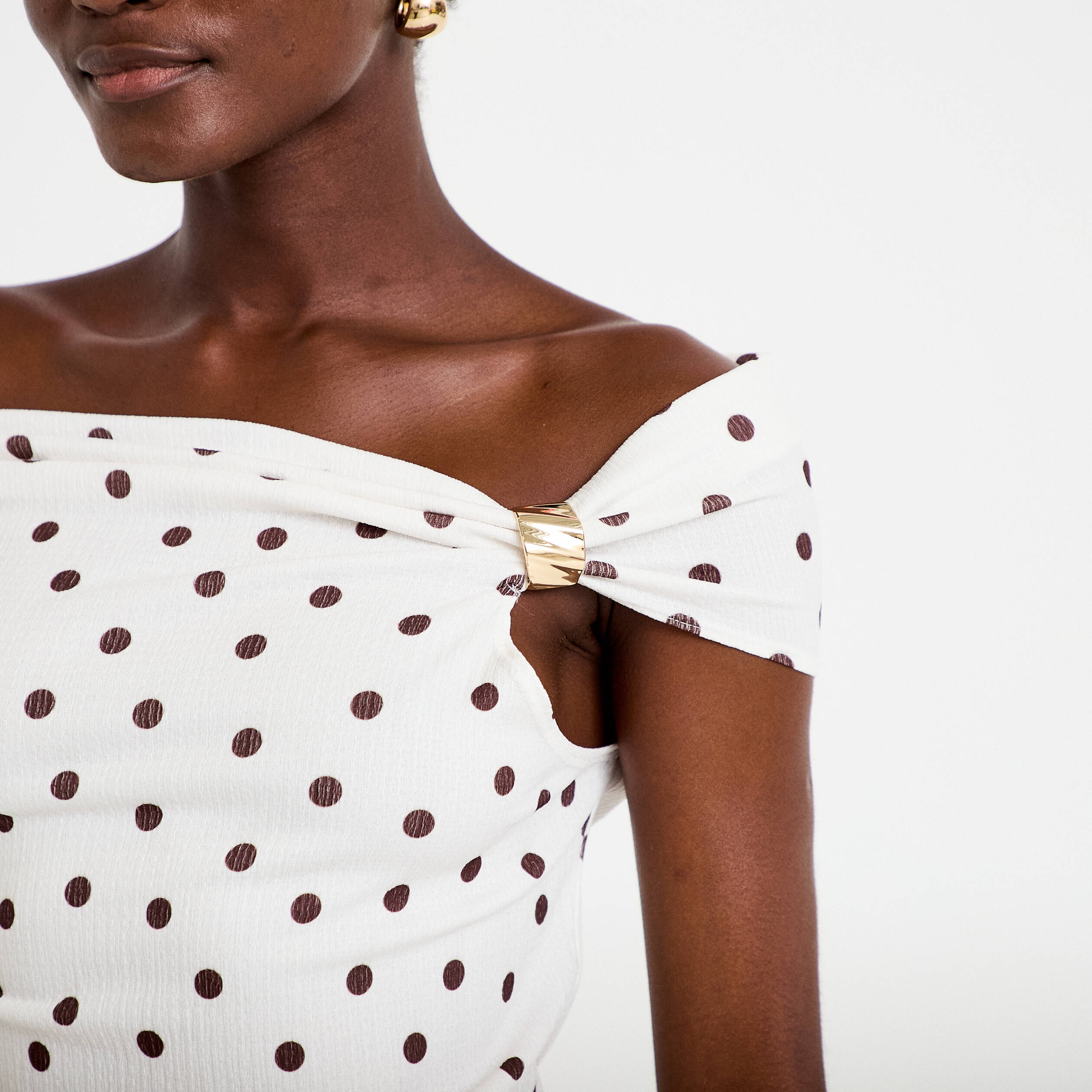 Top pliss&eacute; col bardot sans manches blanc femme