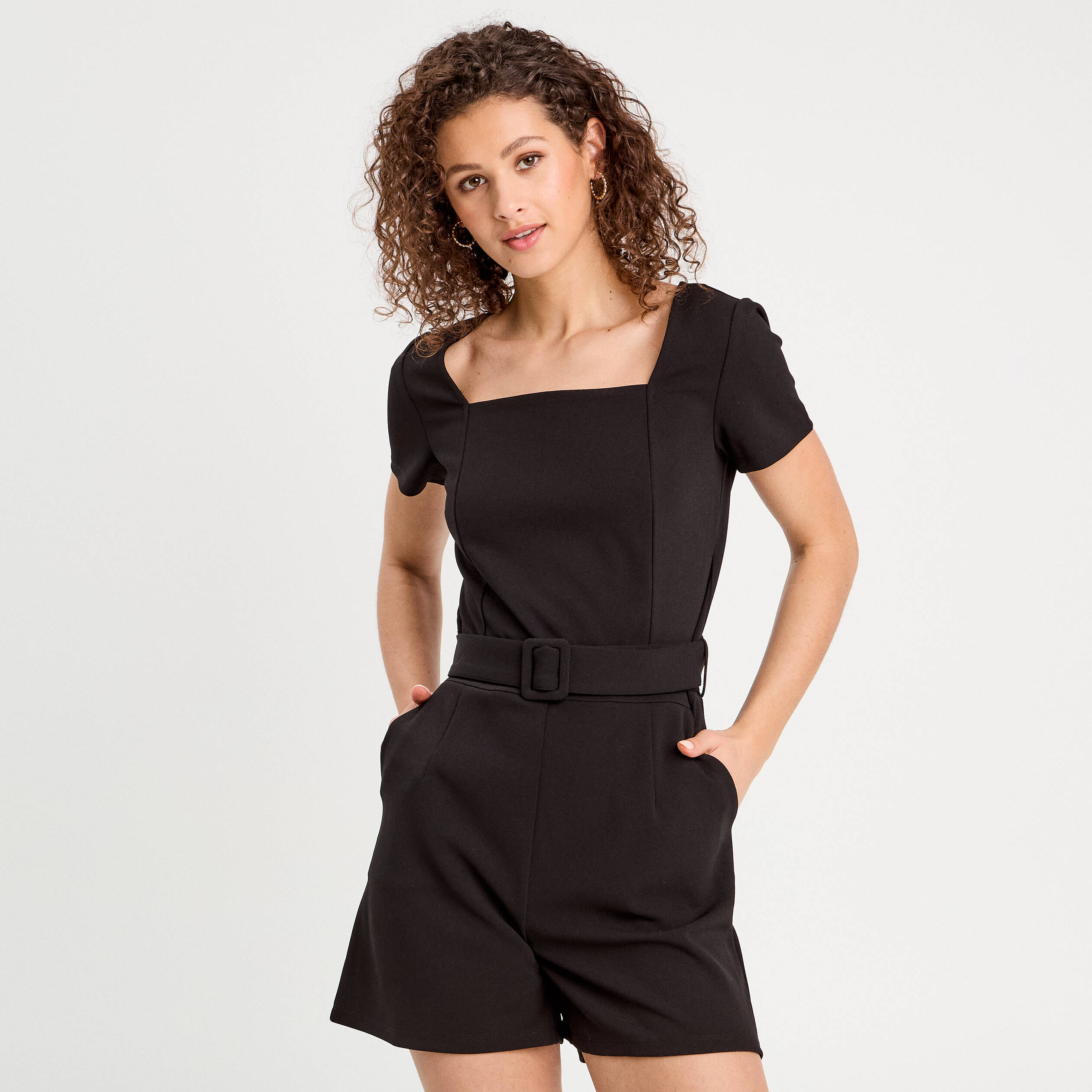 Combishort ceintur&eacute;e noir femme