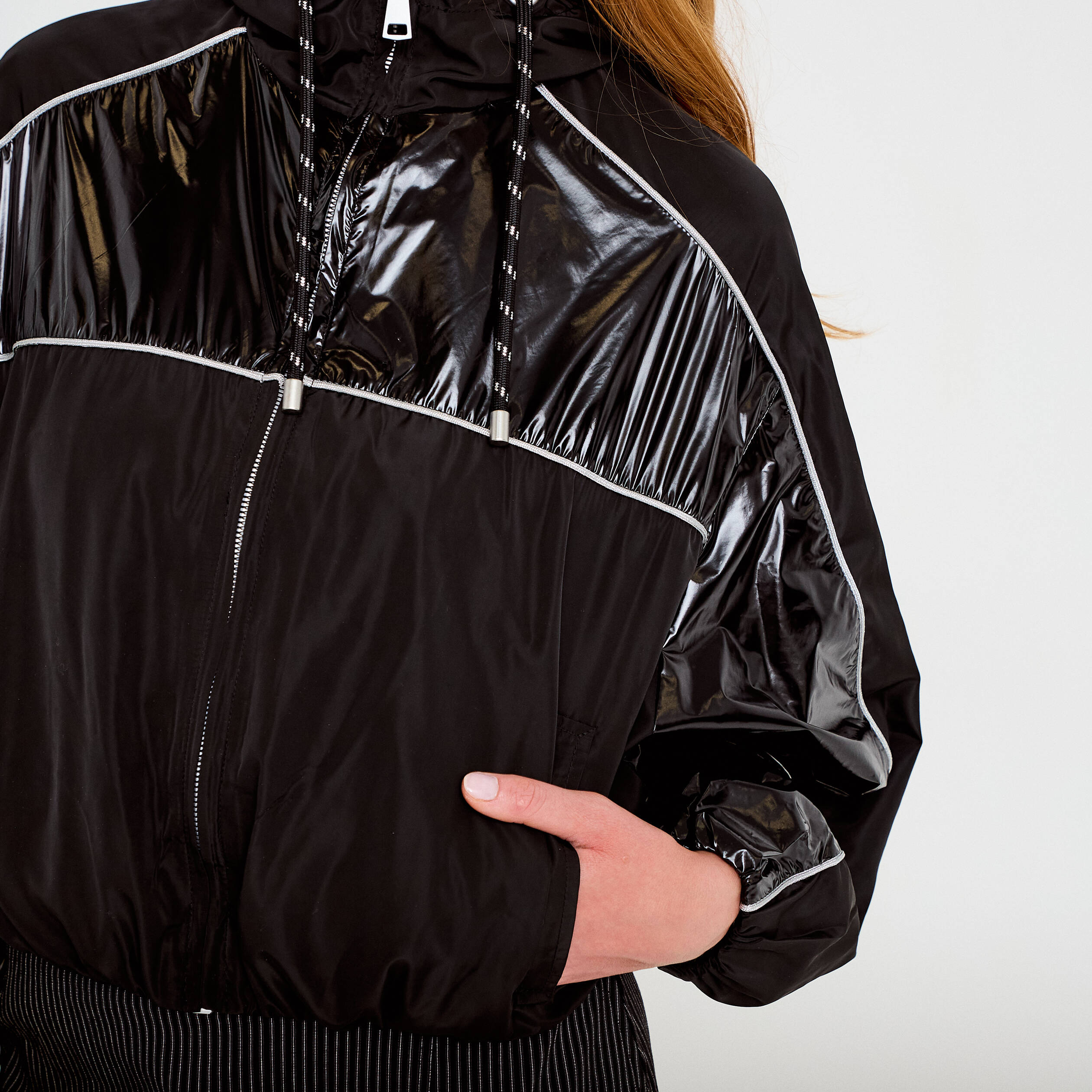 Coupe-vent oversize cropped bi-mati&egrave;re noir femme