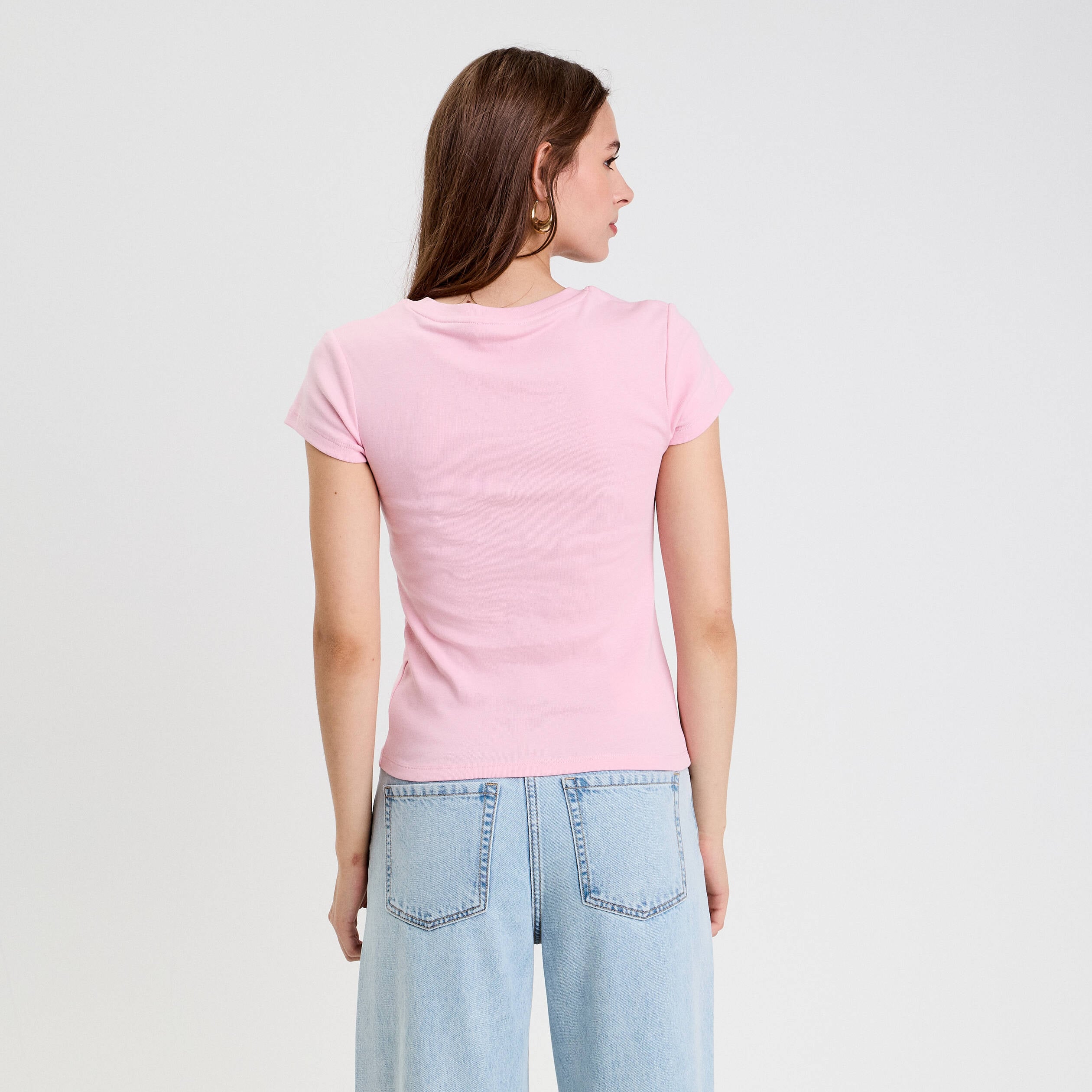 Top ajust&eacute; col rond manches courtes rose poudr&eacute;e femme