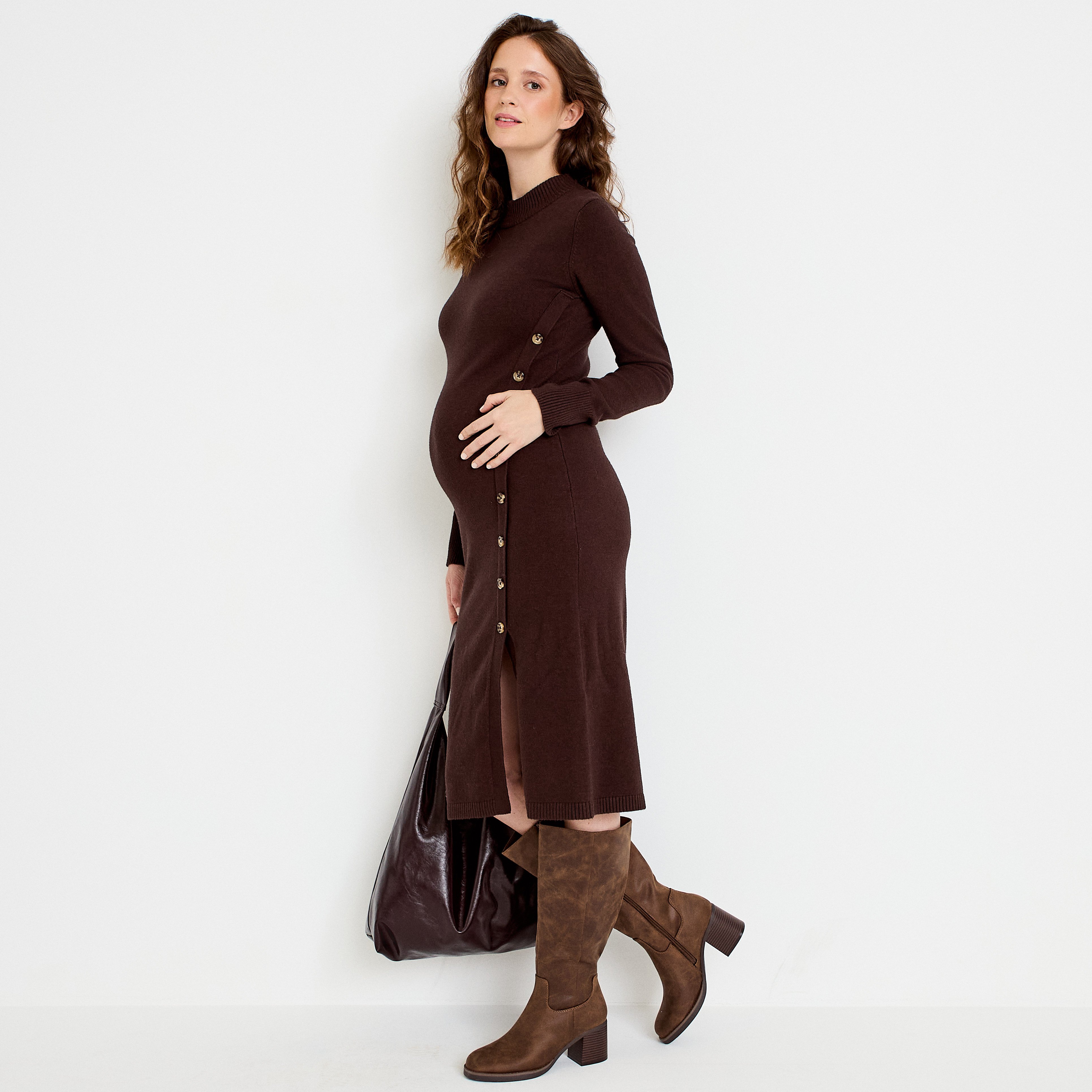 Robe pull ajust&eacute;e manches longues marron fonc&eacute; femme