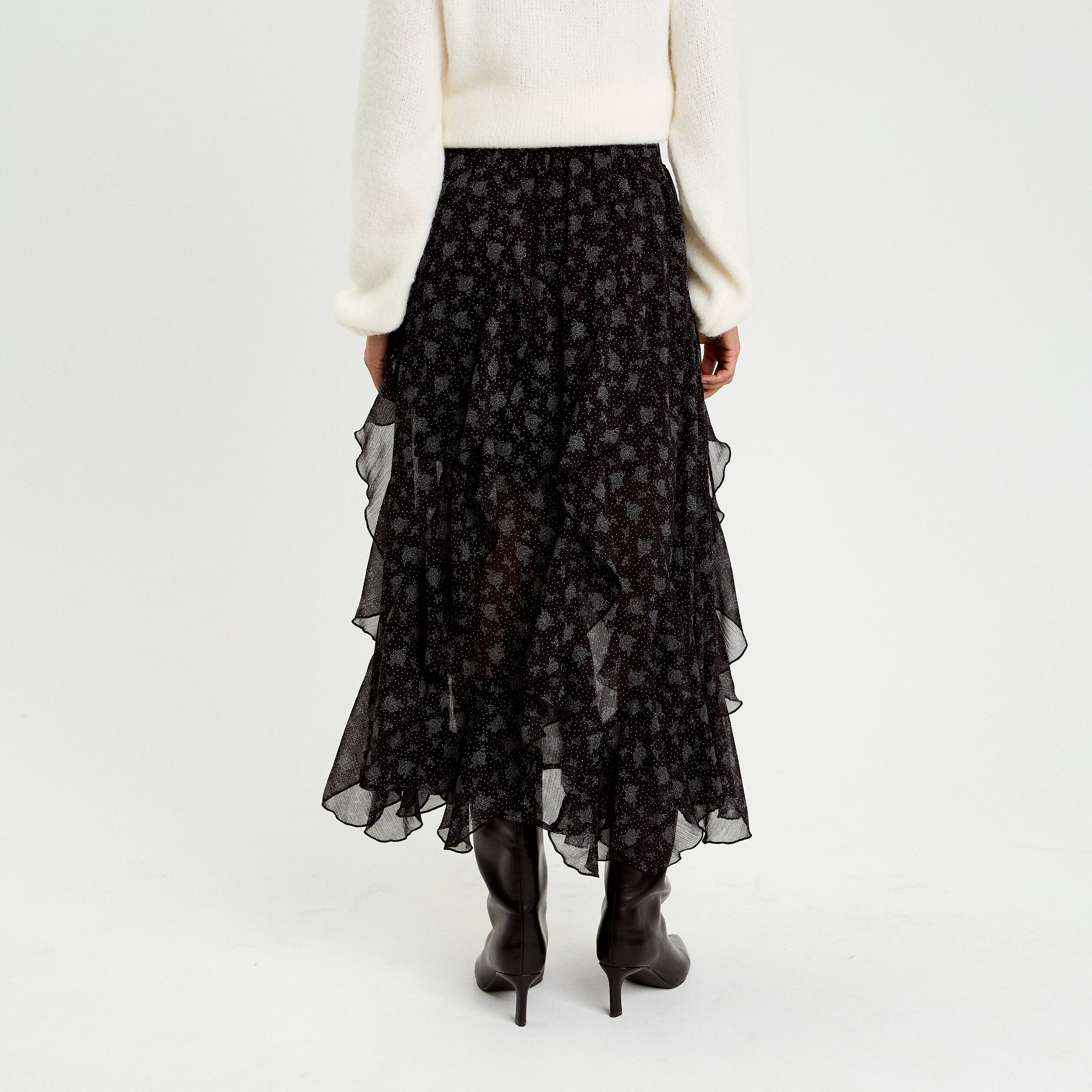 Jupon &eacute;vas&eacute; longueur 3/4 en voile noir femme