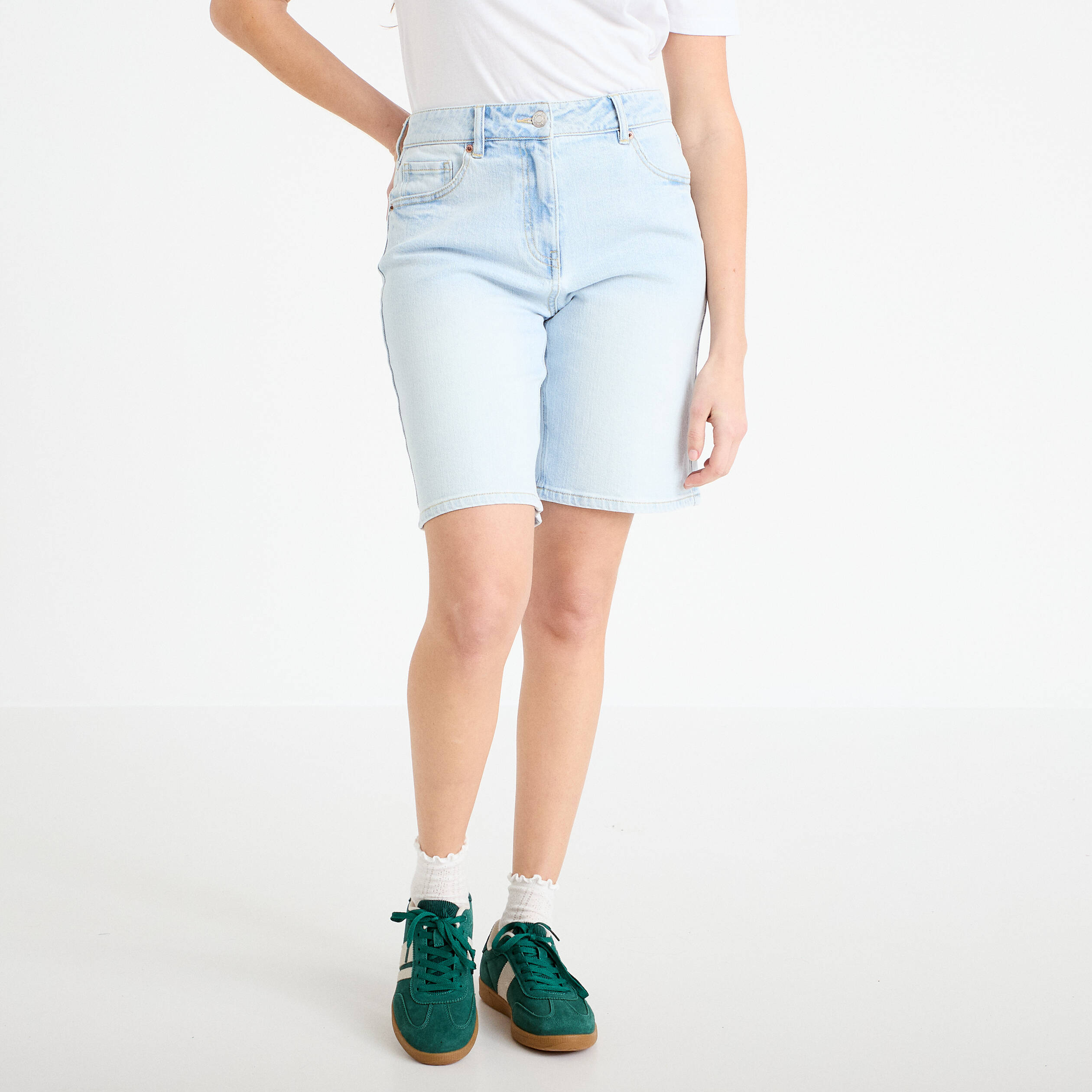 Bermuda large en jean denim bleach femme