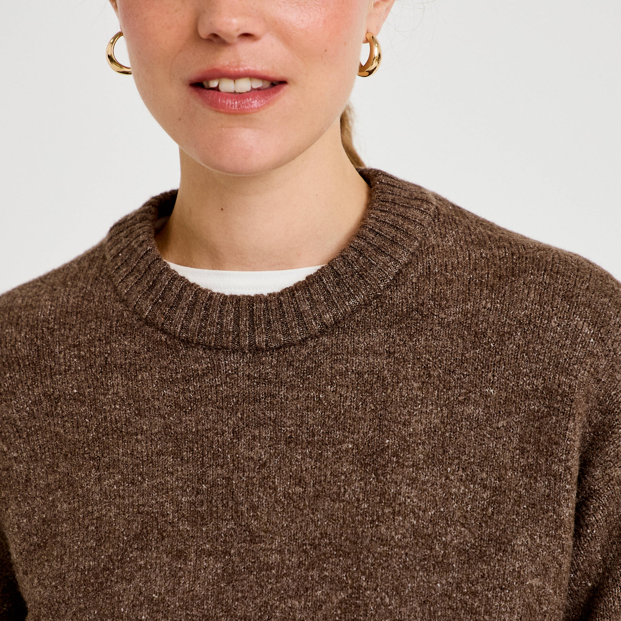 Pull manches longues marron fonc&eacute; femme