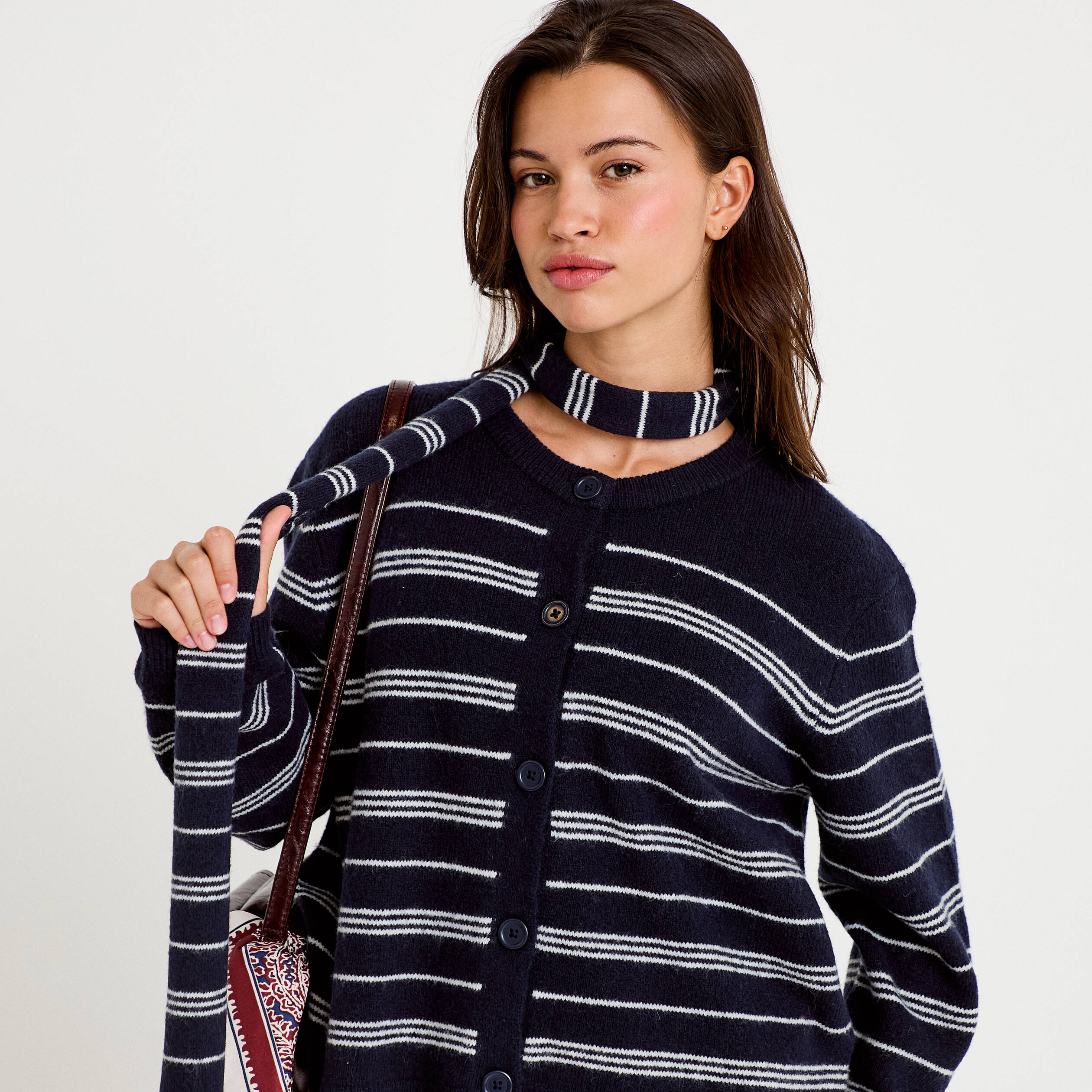 &Eacute;charpe bleu marine femme