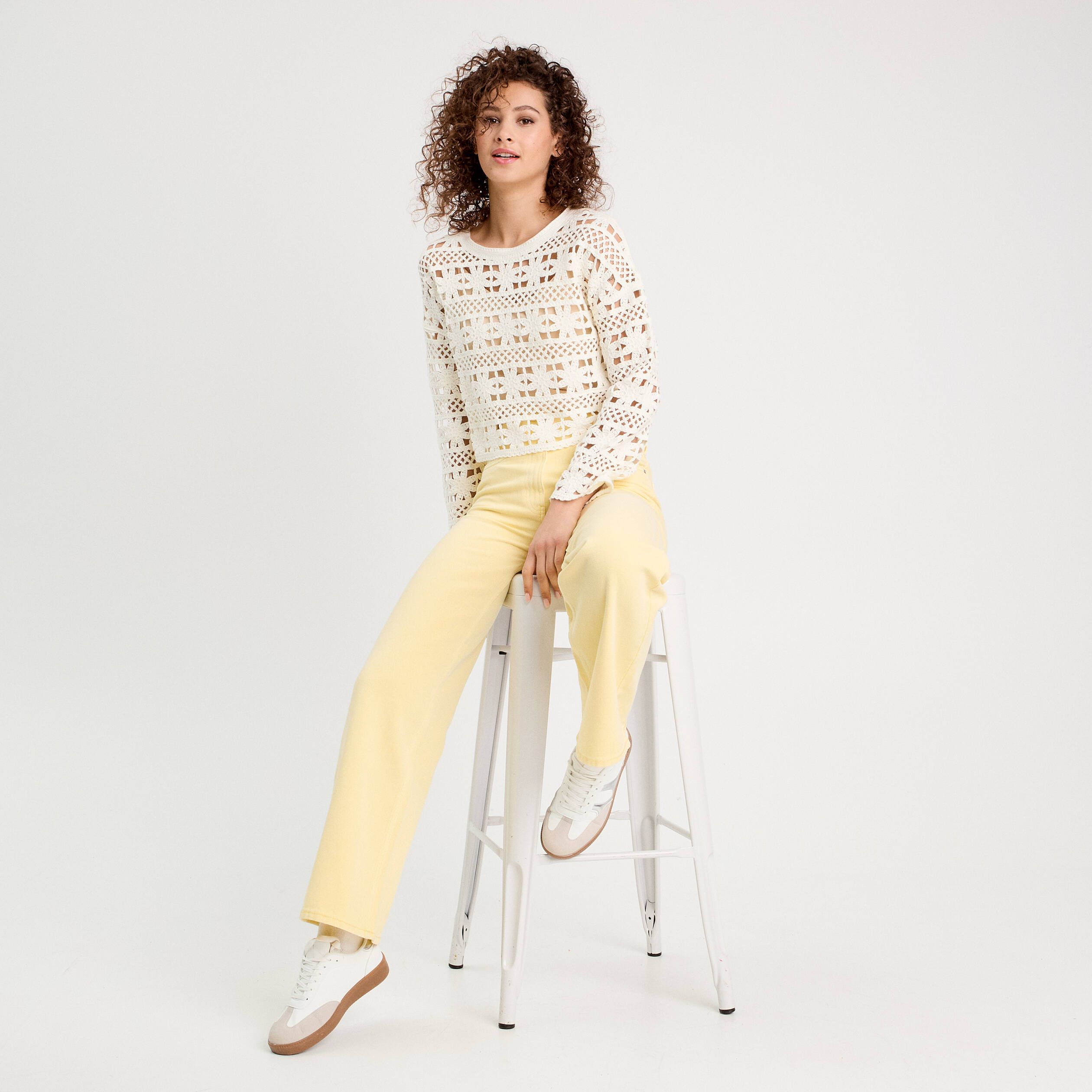 Pull ajour&eacute; effet crochet ecru femme