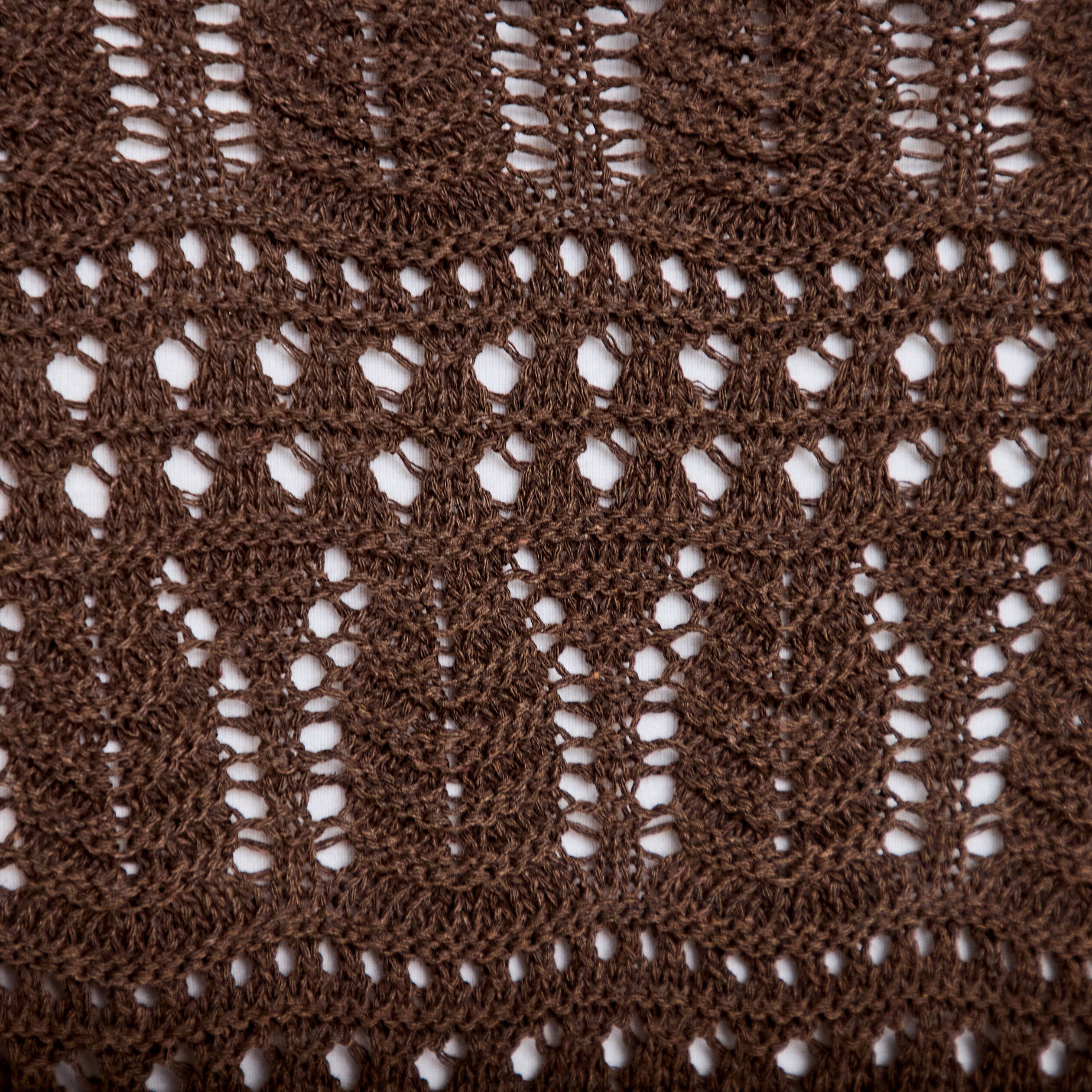 Gilet ajour&eacute; nou&eacute; marron fonc&eacute; femme