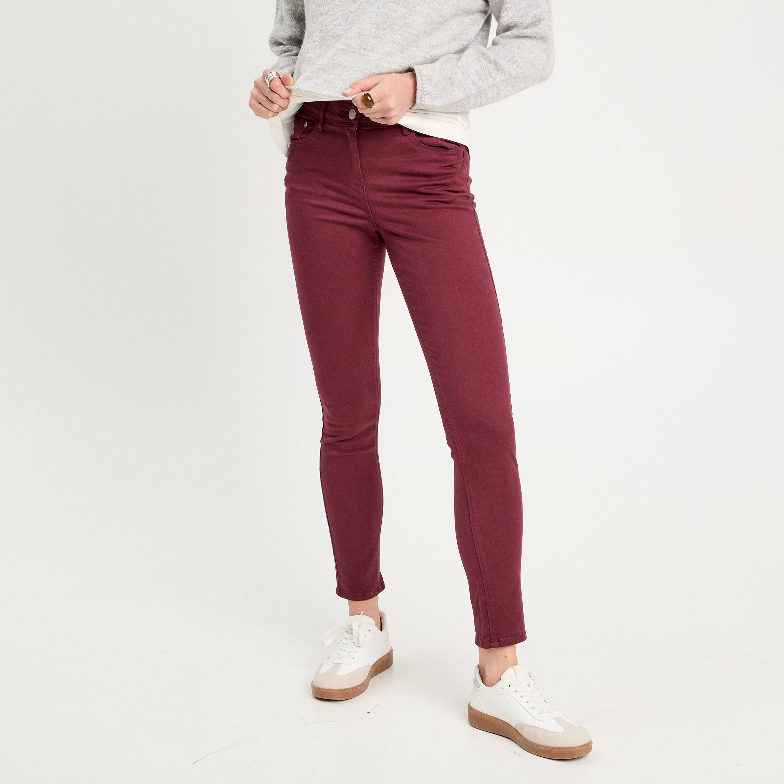Jeans slim 5 poches violet fonc&eacute; femme