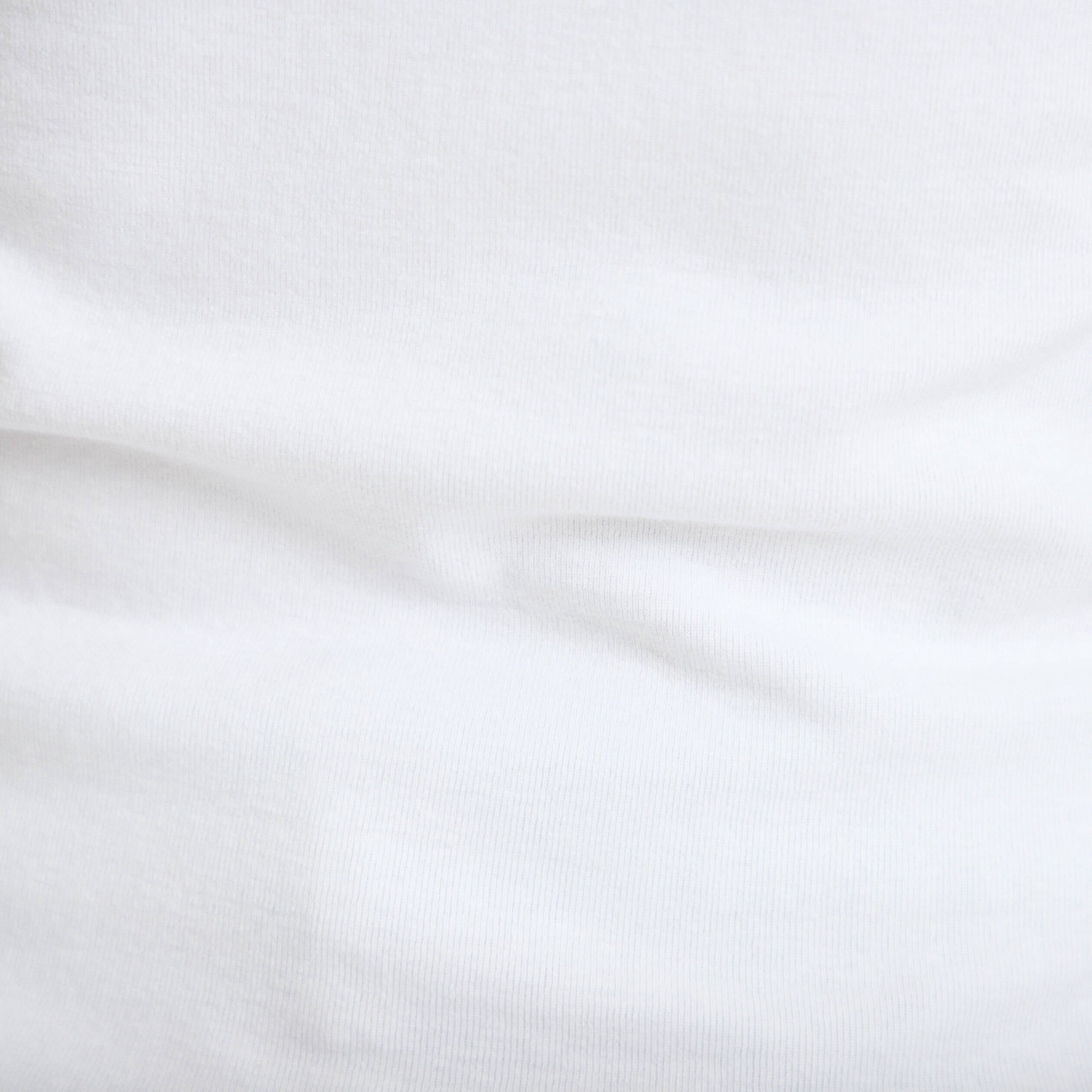T-shirt ajust&eacute; col v manches courtes blanc femme