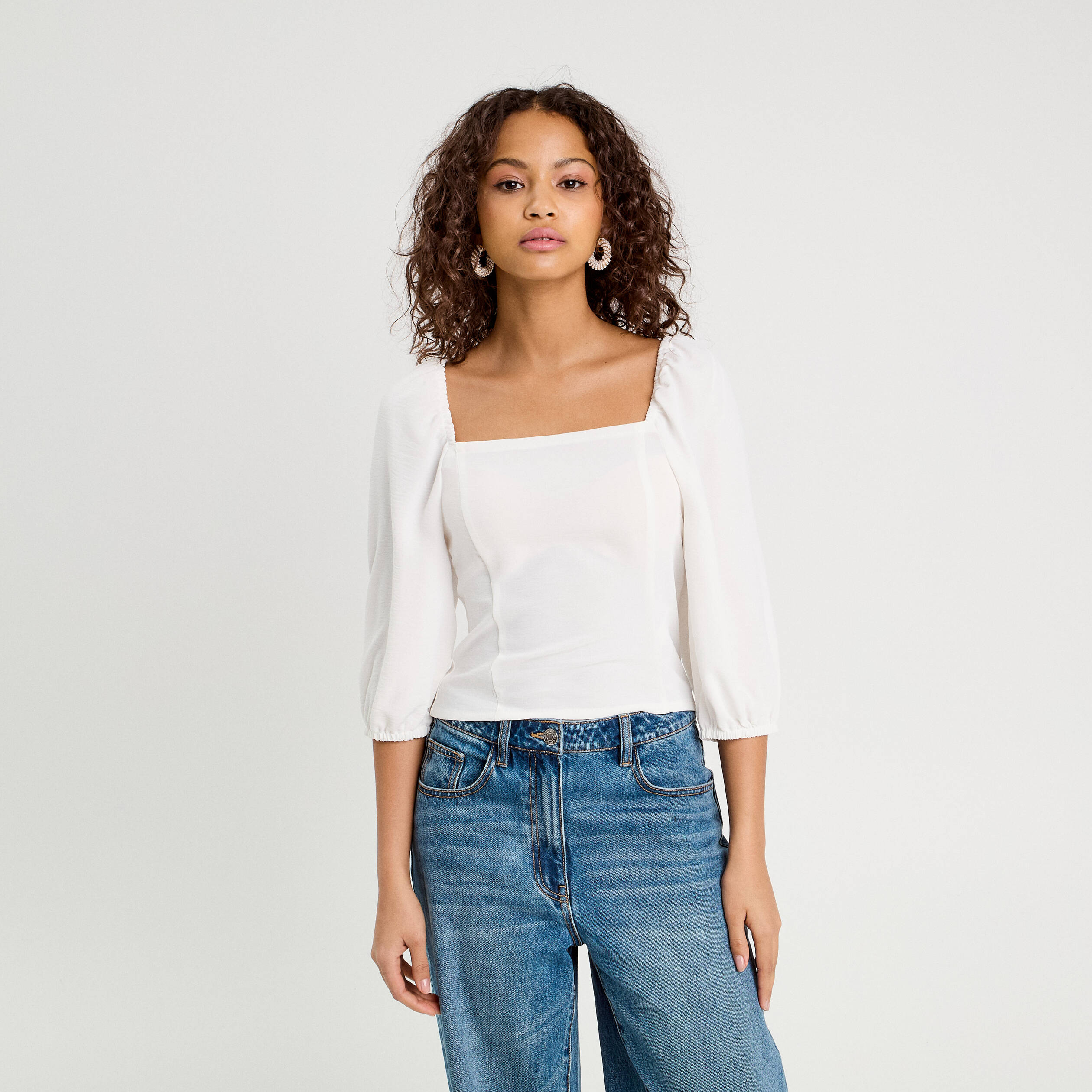 Blouse encolure carr&eacute;e ecru femme