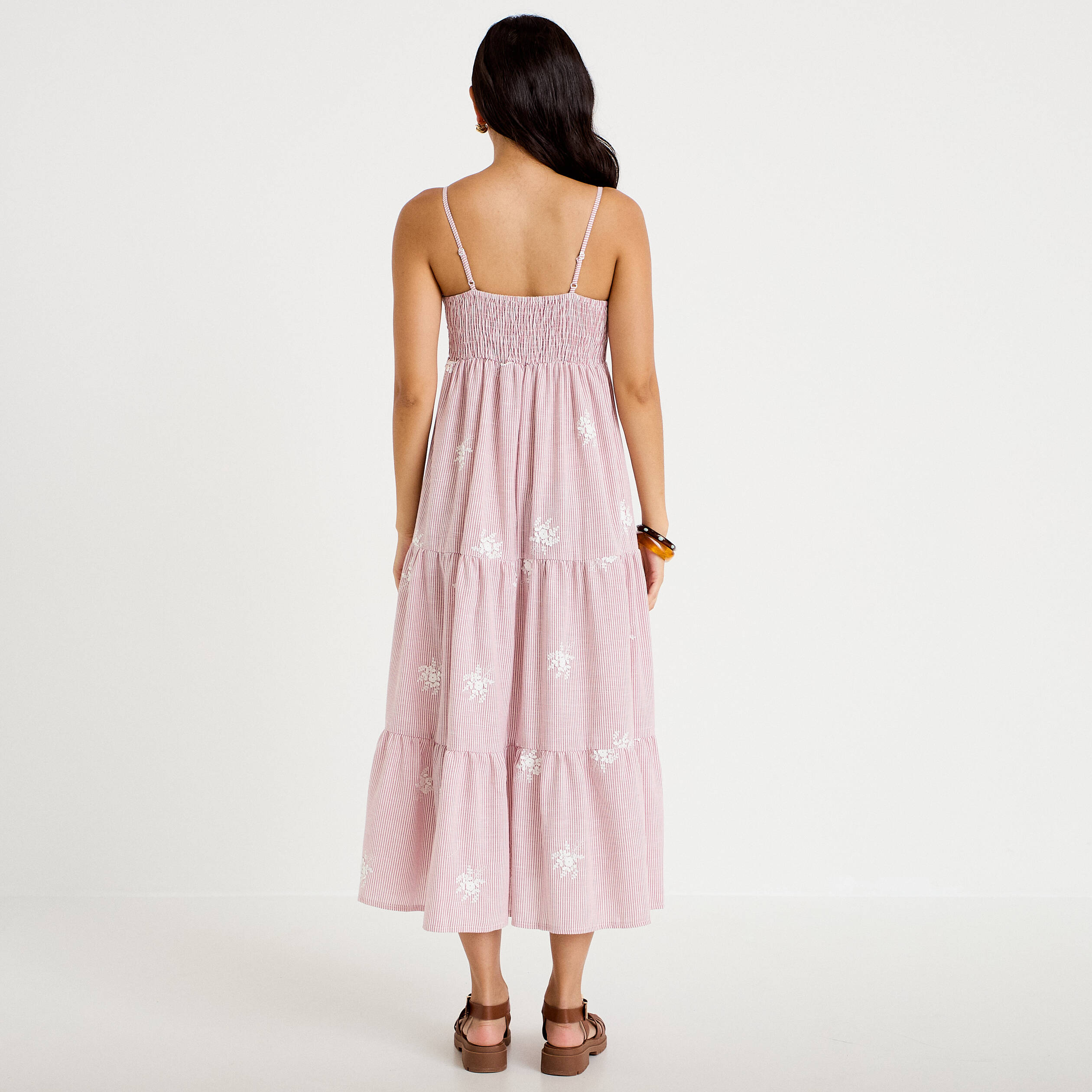 Robe longue &eacute;vas&eacute;e &agrave; fines bretelles rouge femme
