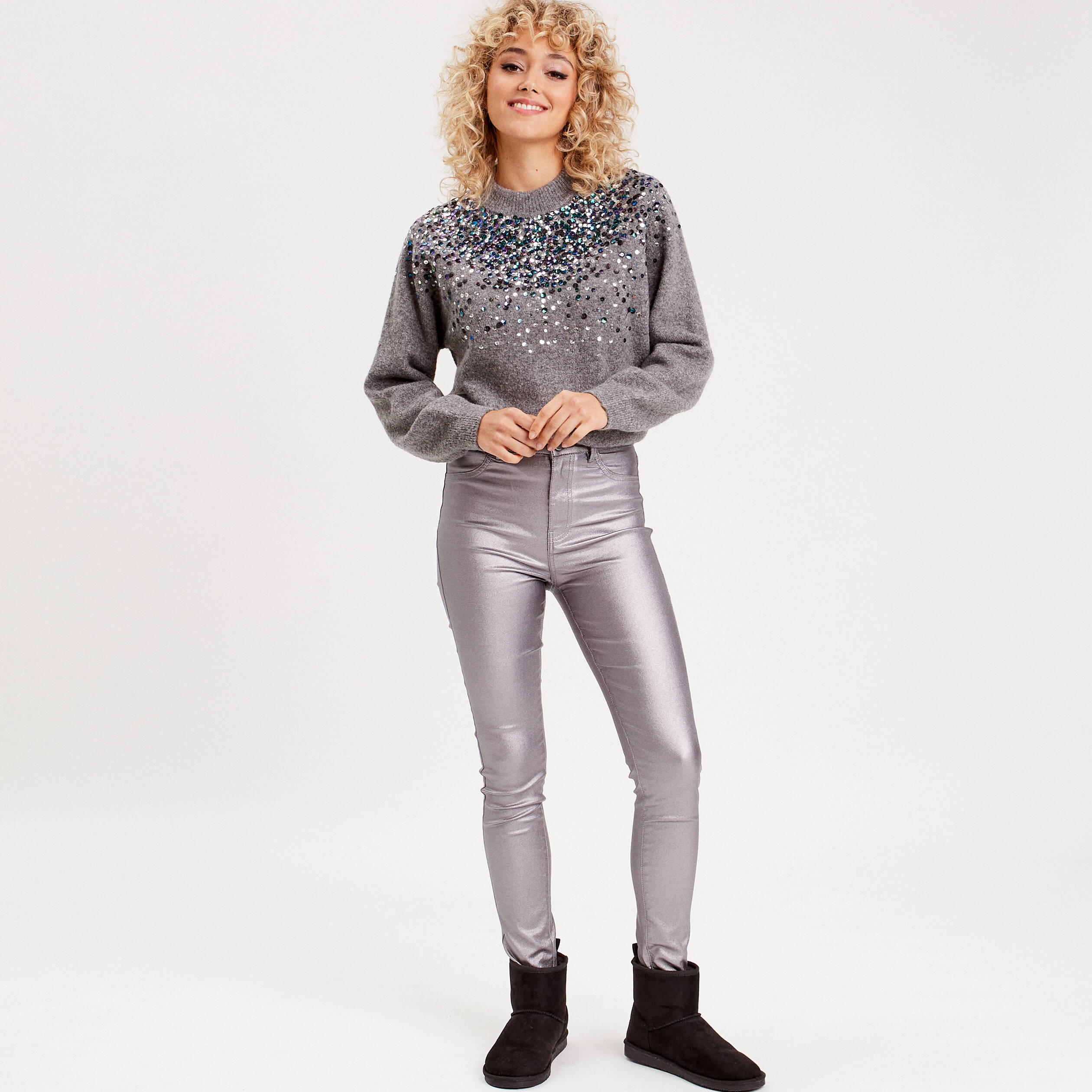 Pull sequins et strass gris foncé femme