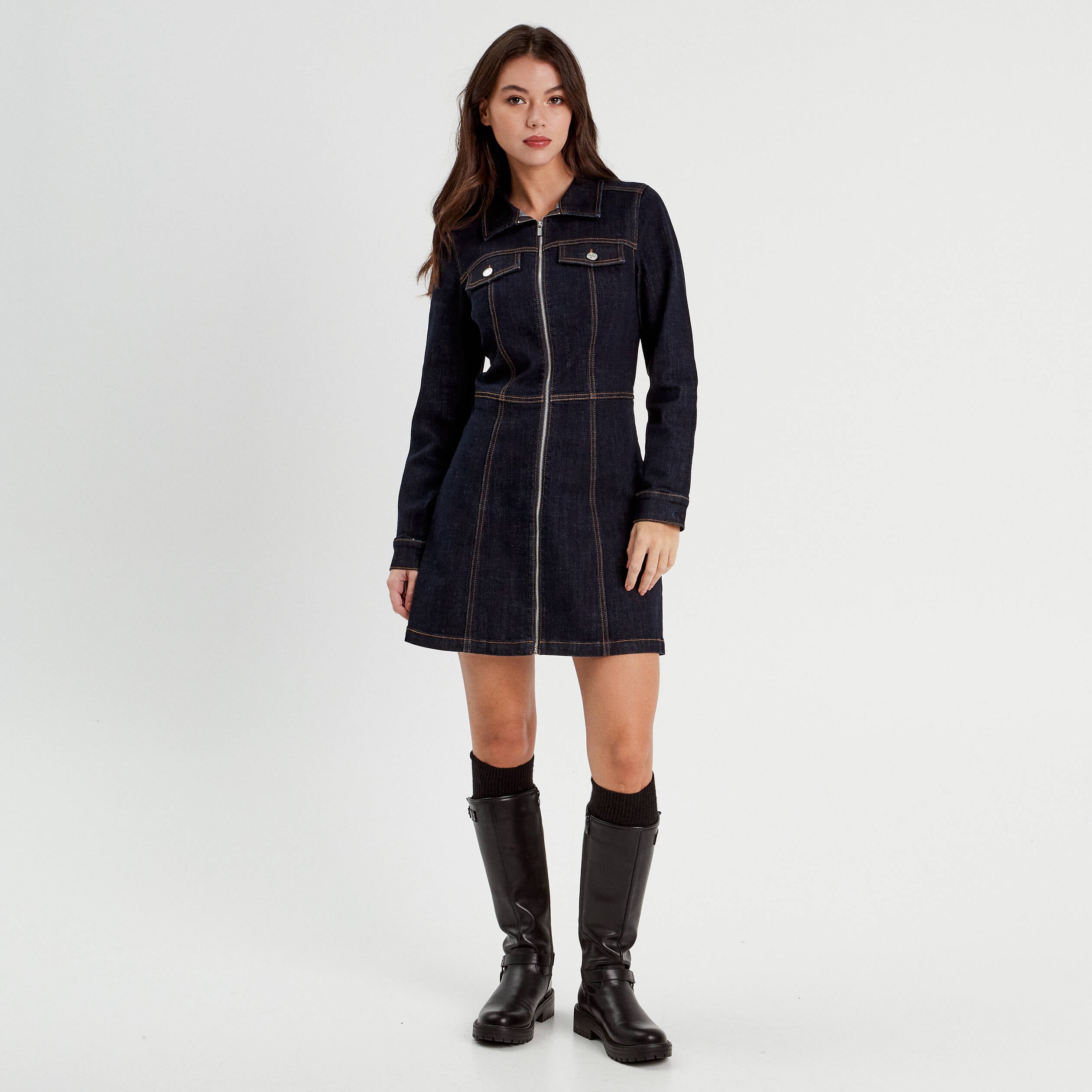 Robe droite zipp&eacute;e en jean denim brut femme