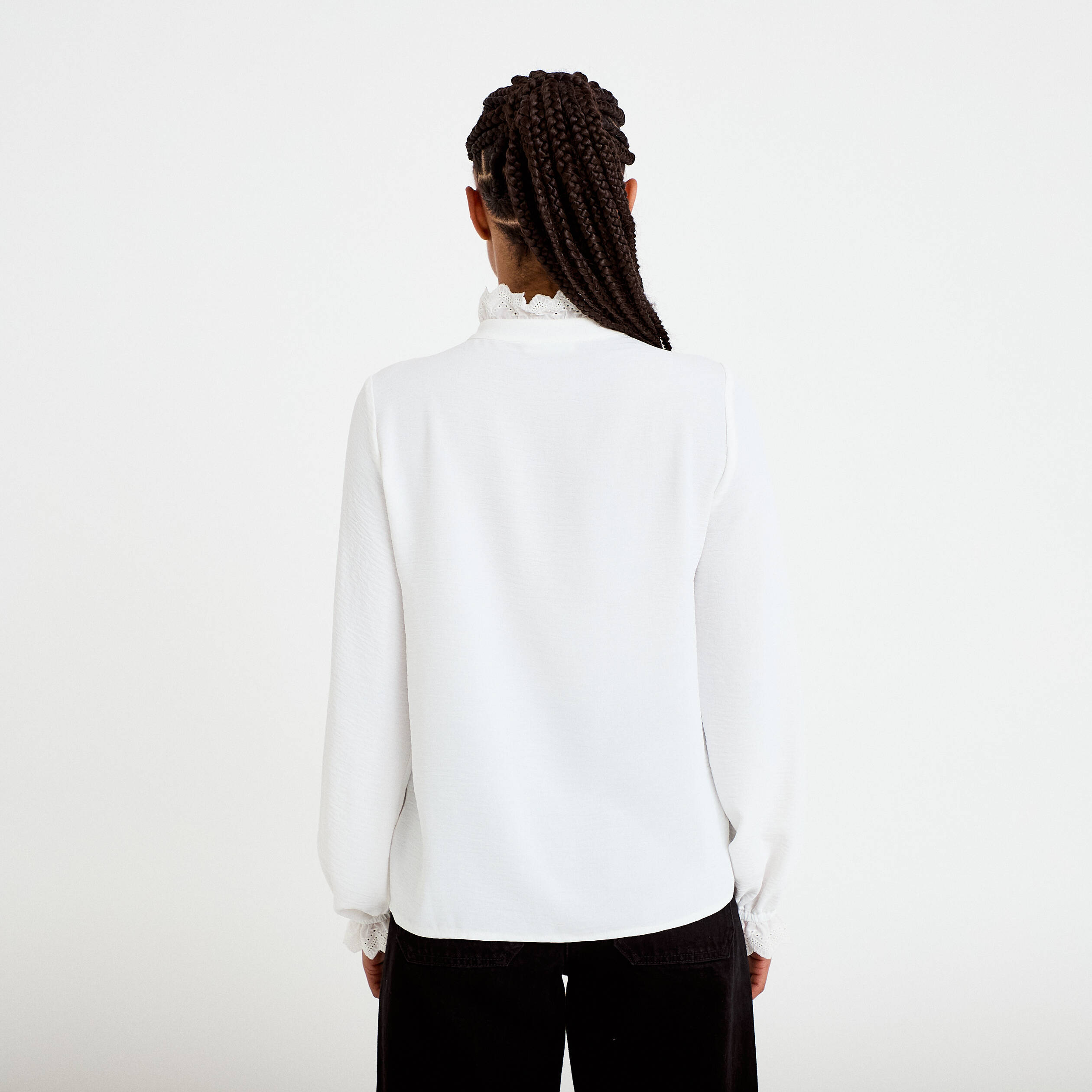Chemise col montant manches longues ecru femme