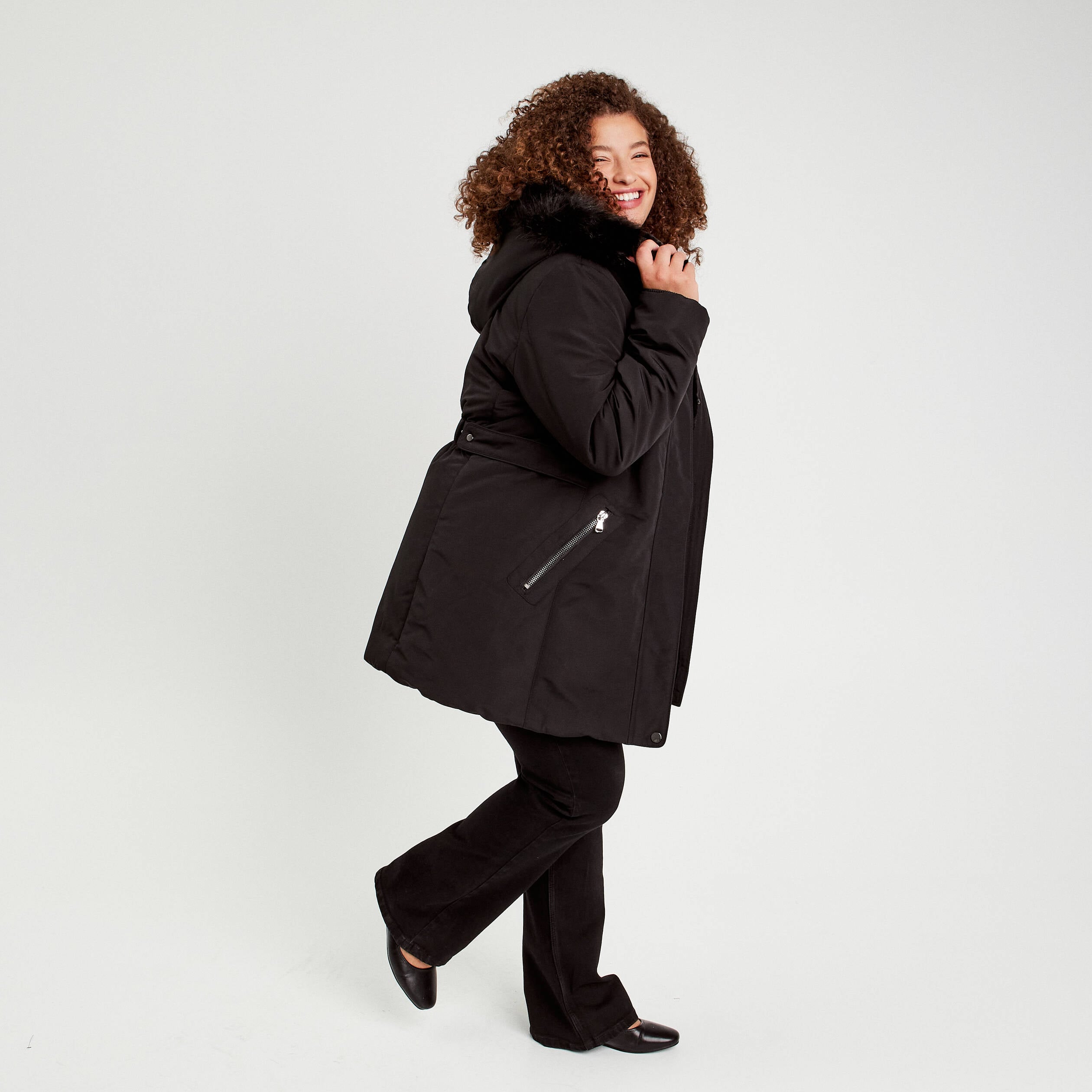 Parka &agrave; capuche fausse fourrure noir femme