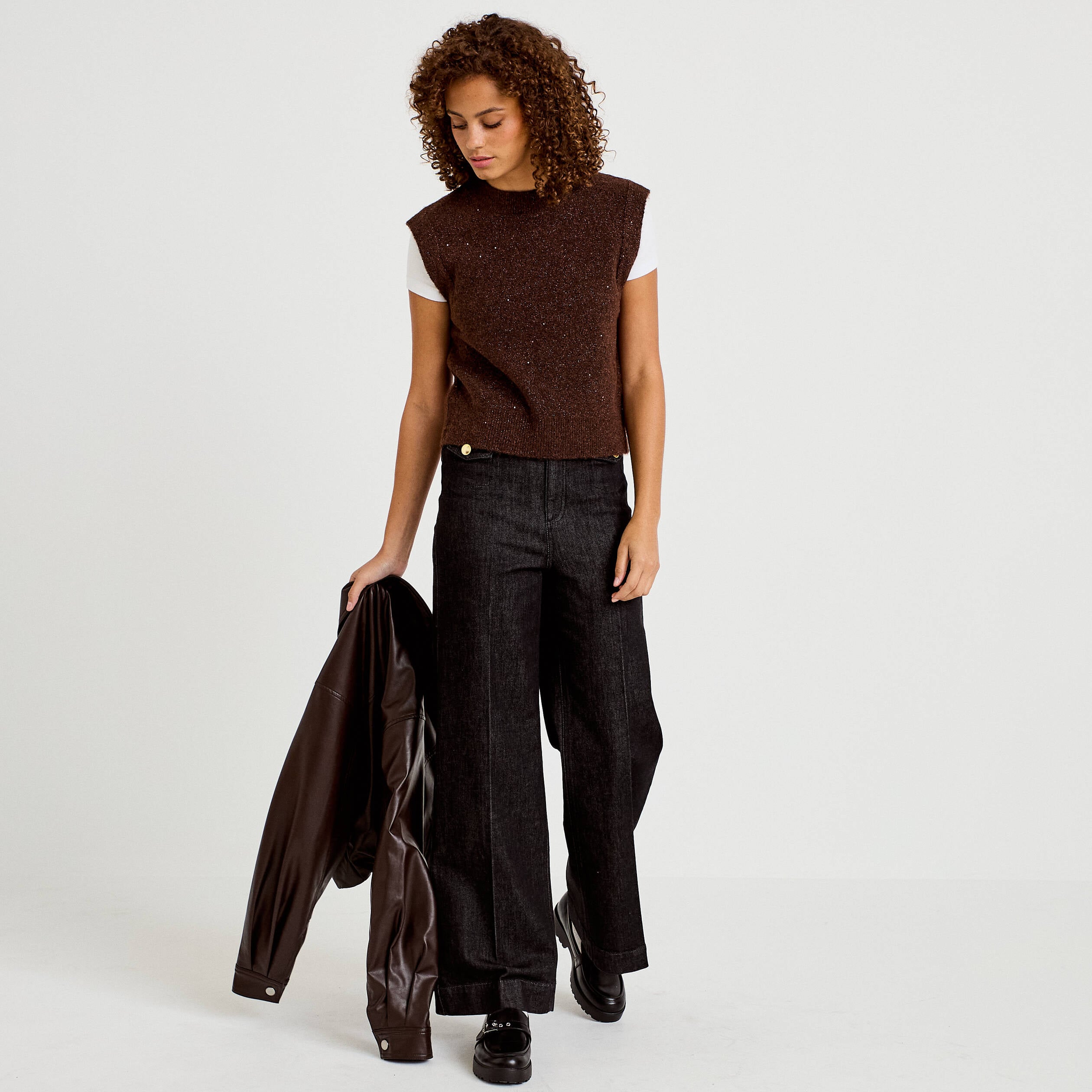 D&eacute;bardeur col rond avec sequin bordeaux femme