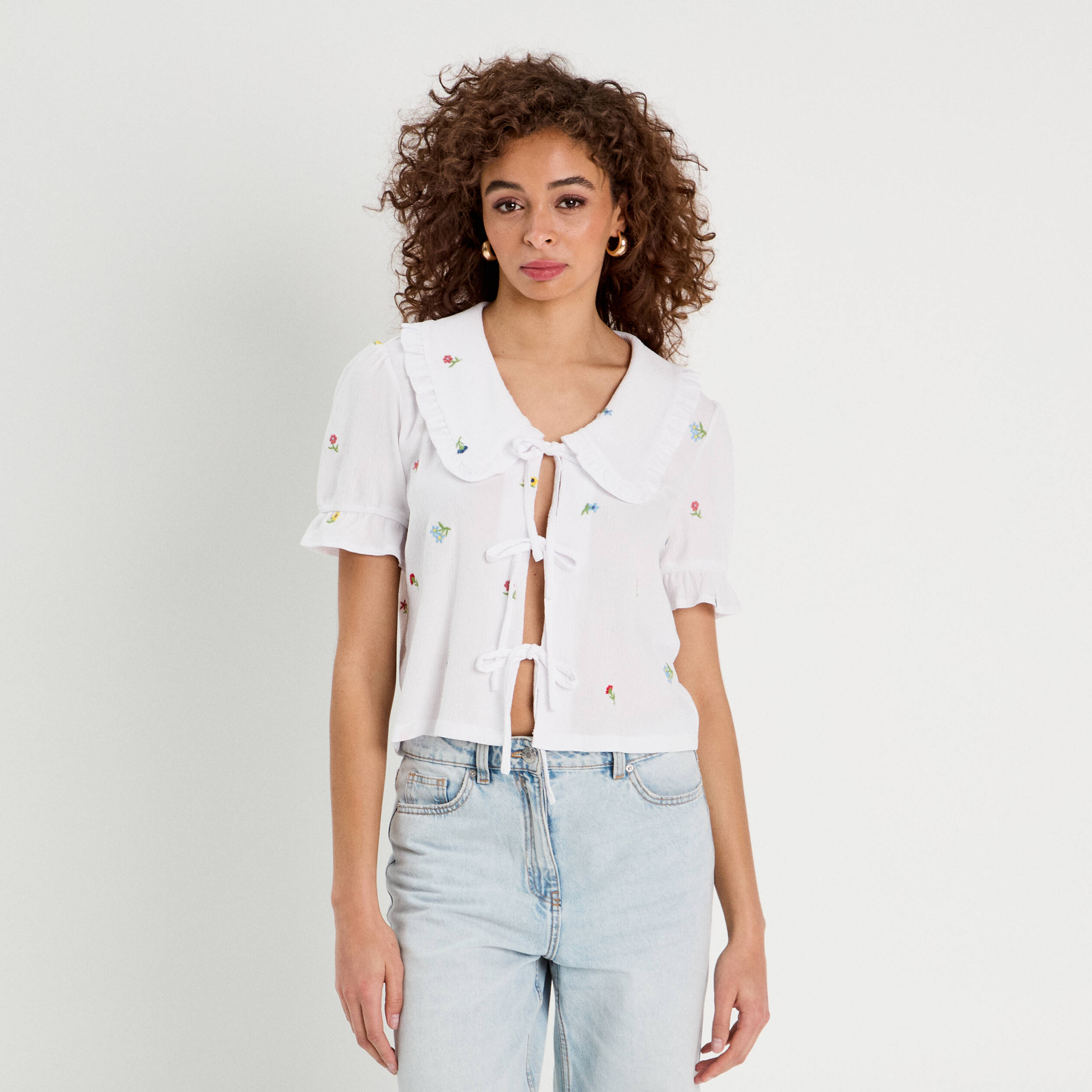 Blouse nou&eacute;e blanc femme