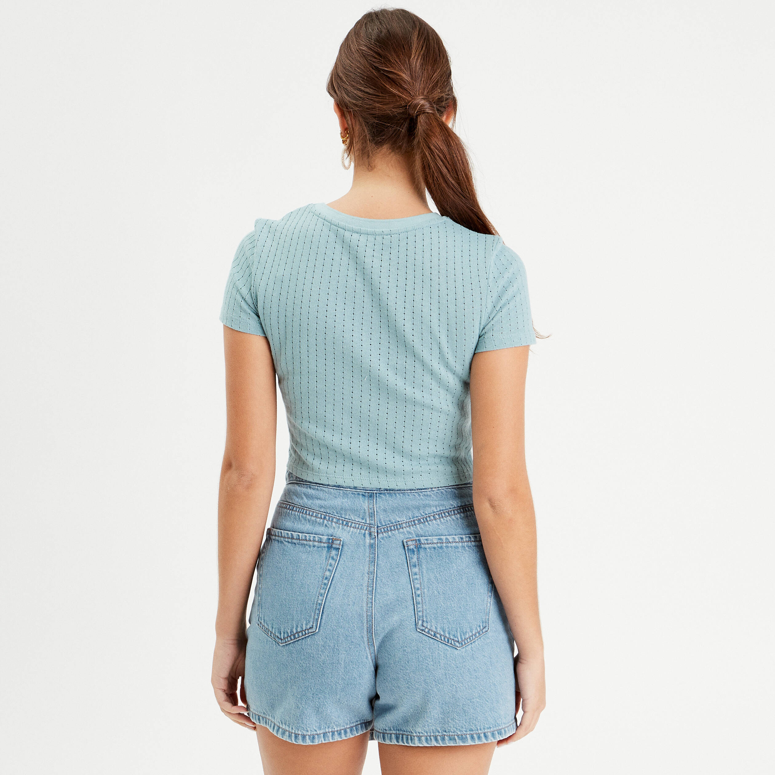 T-shirt cintr&eacute; cropped bleu gris femme